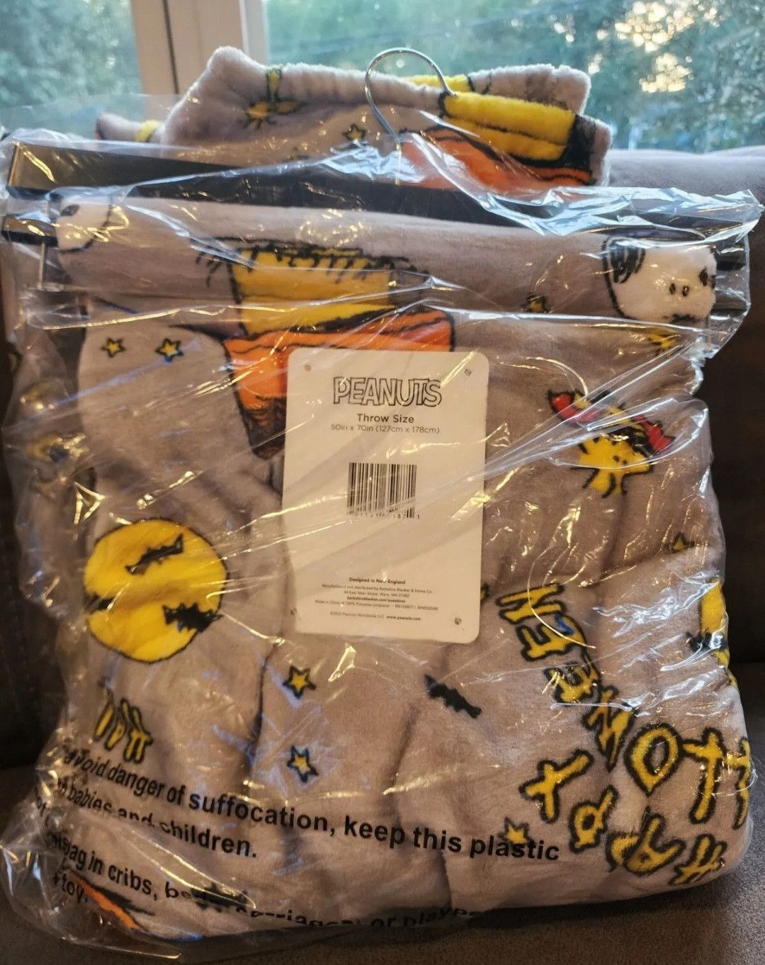 Peanuts PEANUTS Berkshire 50x70 Halloween Snoopy Dog Gray PThrow Size ONE SIZE - 2 Thumbnail