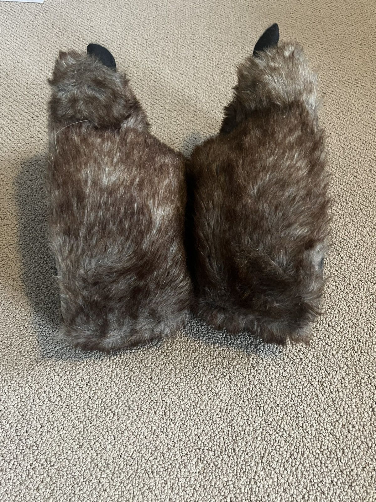 Vintage Fluffy bear slippers Size US 10 / EU 43 - 1 Thumbnail