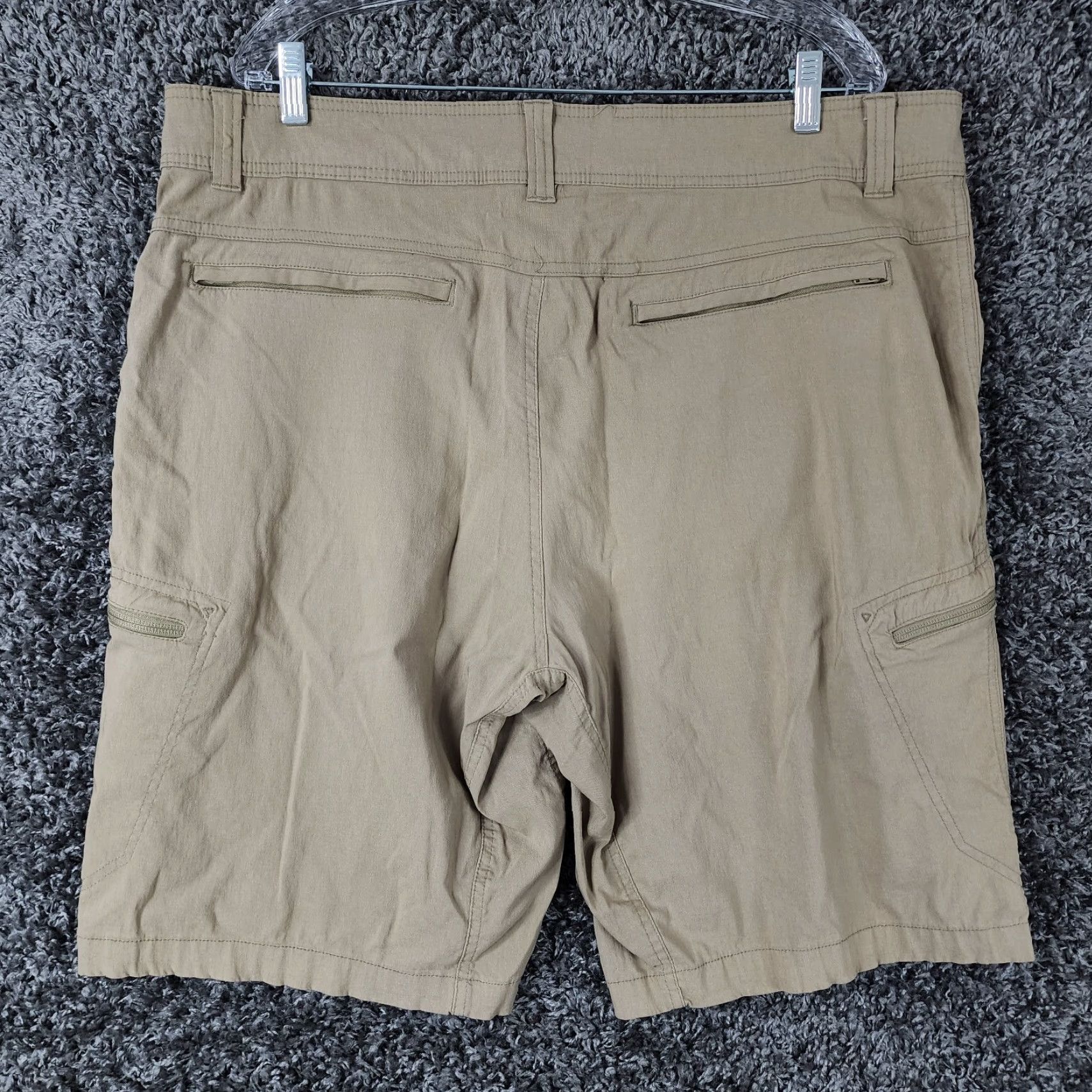 Vintage GERRY Cargo Shorts Beige Men Size 40 Regular Cargo Hiking Short Men 40 Beige Size US 40 / EU 56 - 4 Thumbnail