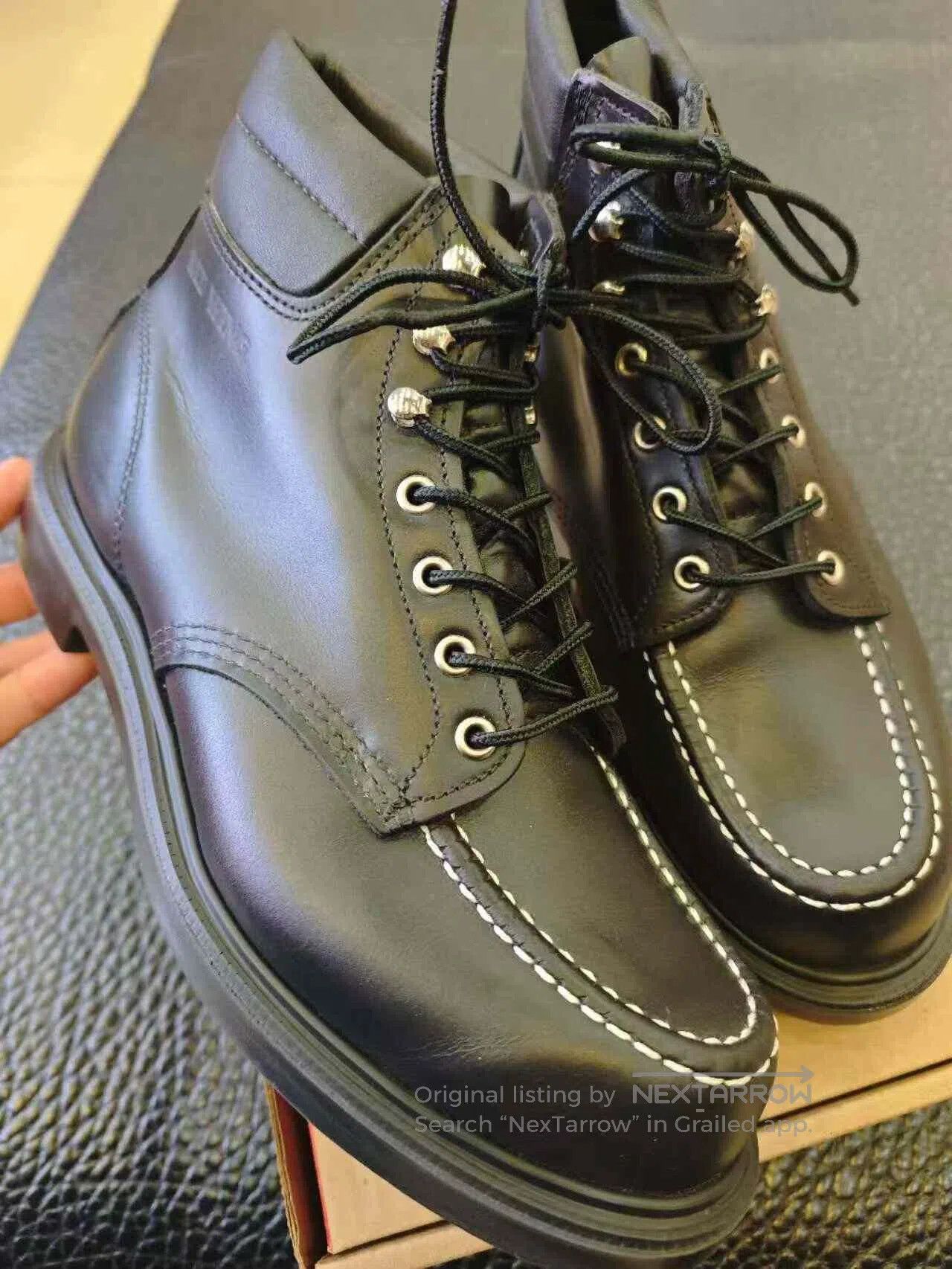 Red Wing Red Wing 8133 Black Work Boot. Size US 9.5 / EU 42-43 - 2 Thumbnail