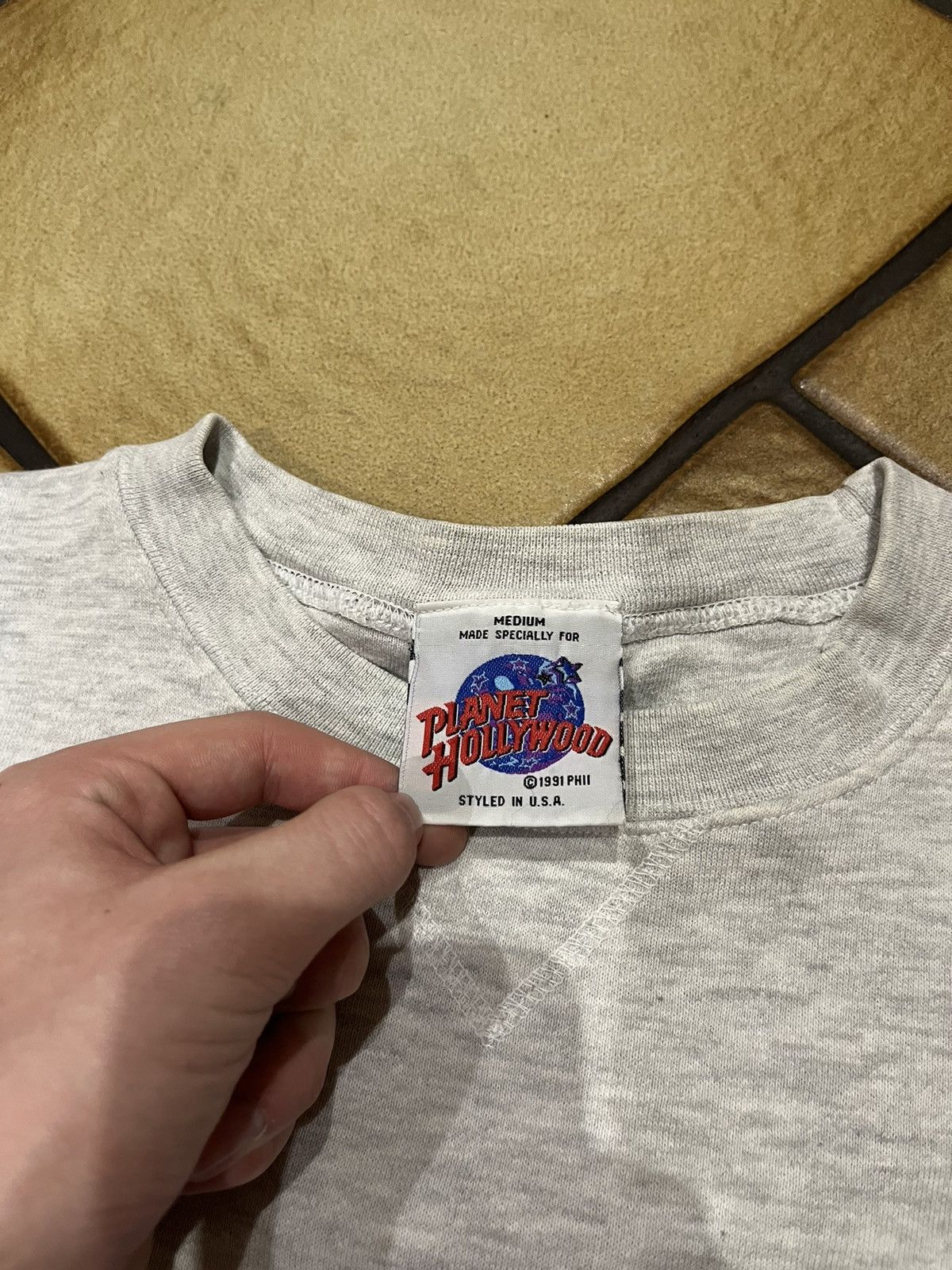 Planet Hollywood × Vintage Vintage Planet Hollywood Disnayland Paris 1991 Sweatshirt Size US M / EU 48-50 / 2 - 6 Thumbnail