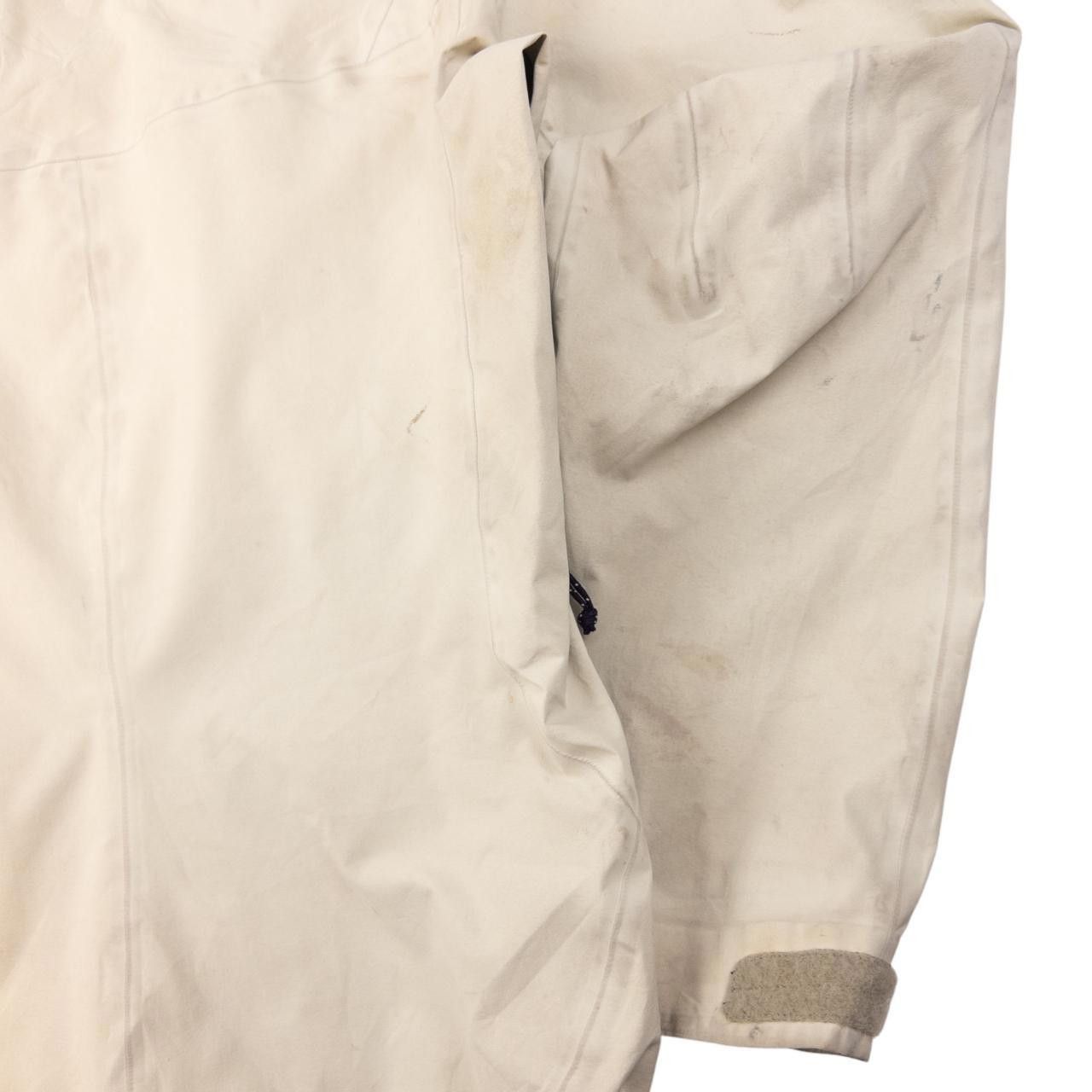 Arc'teryx Vintage Arcteryx Goretex Pro Shell Jacket Womens Size S Size S / US 4 / IT 40 - 8 Thumbnail