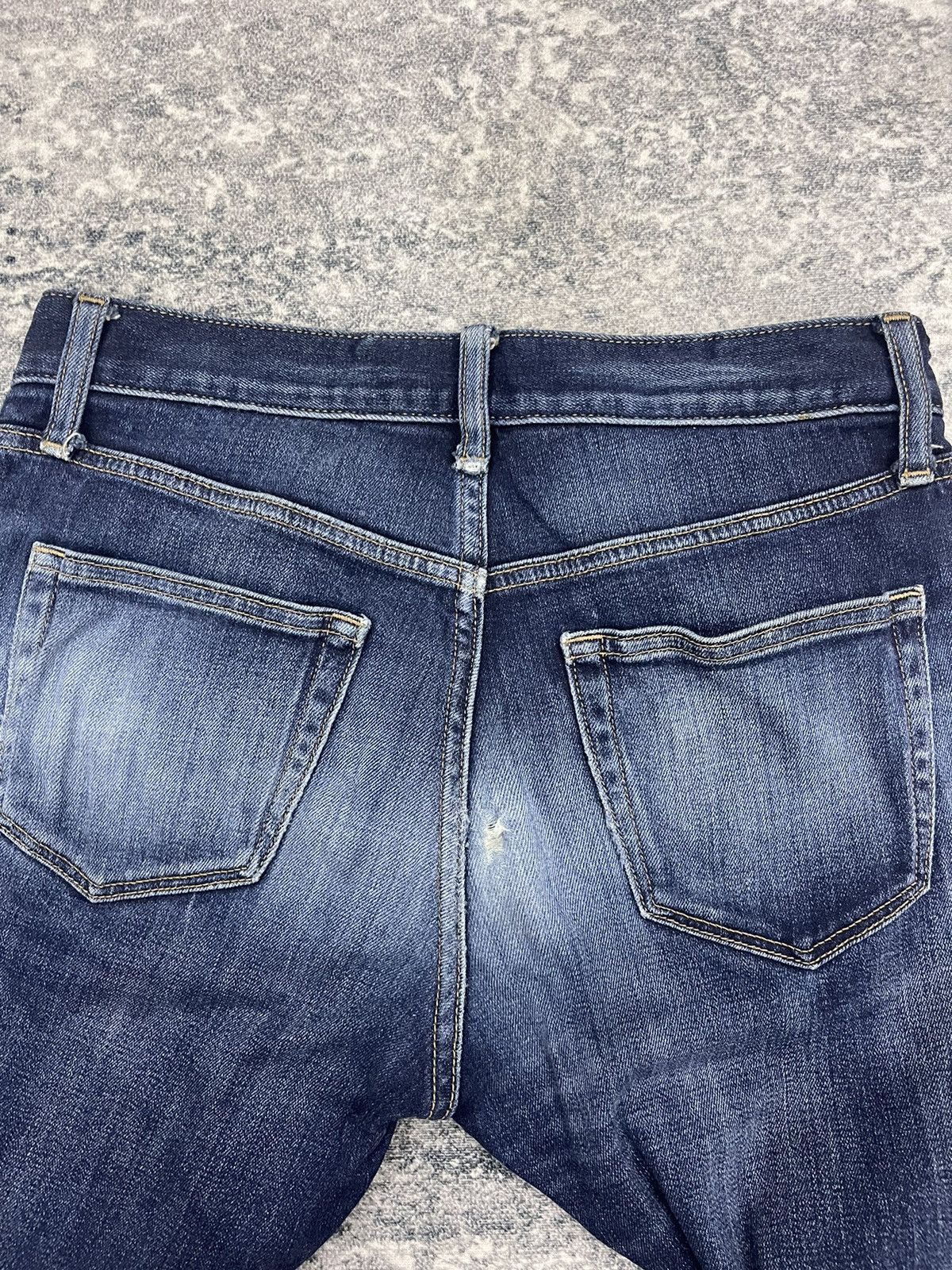 Uniqlo Uniqlo Slim Fit Selvedge Denim Size US 29 - 10 Thumbnail