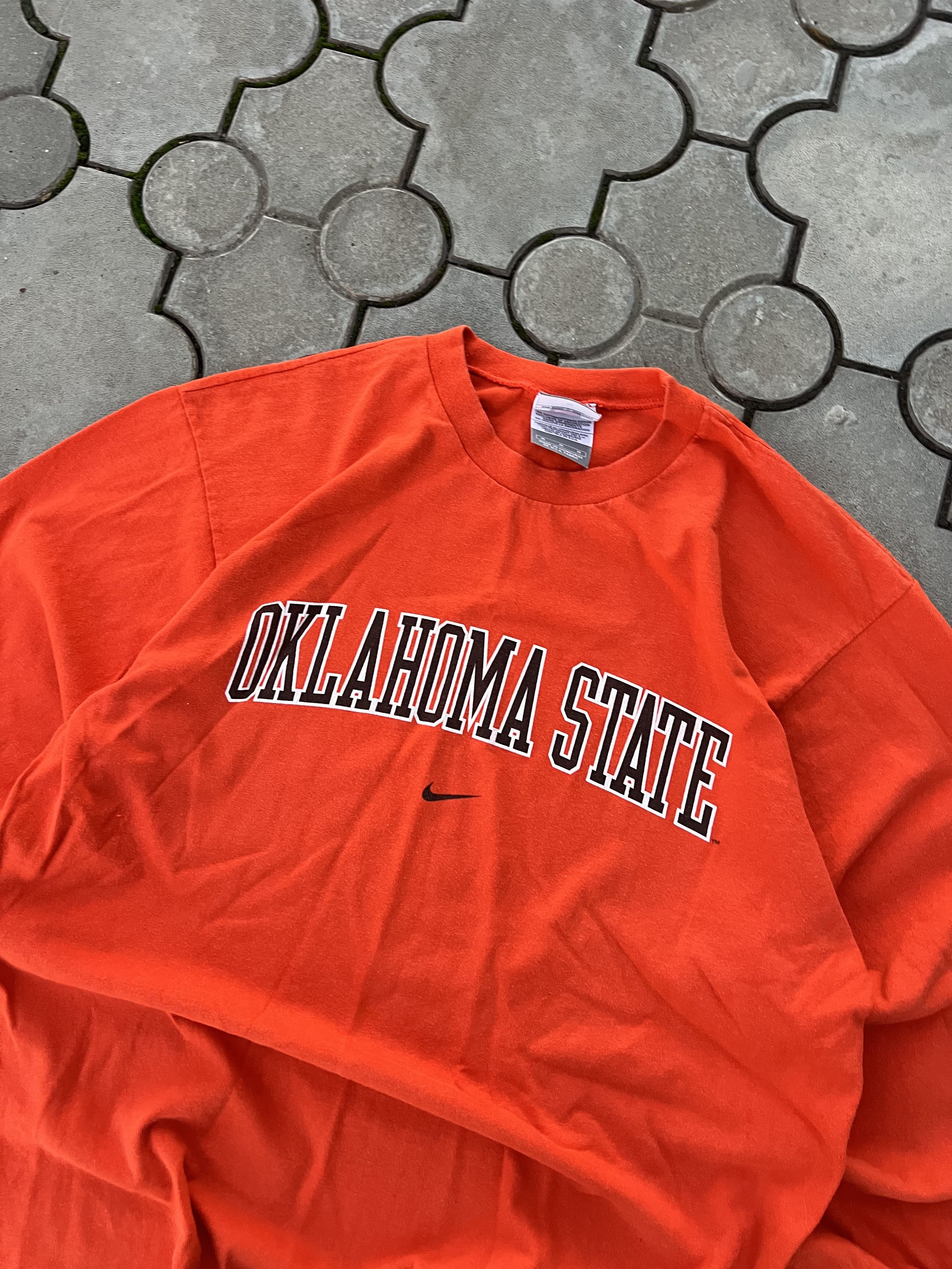 Nike × Vintage Vintage Nike Oklahoma State Center Logo Longsleeve Y2K USA Size US M / EU 48-50 / 2 - 2 Thumbnail