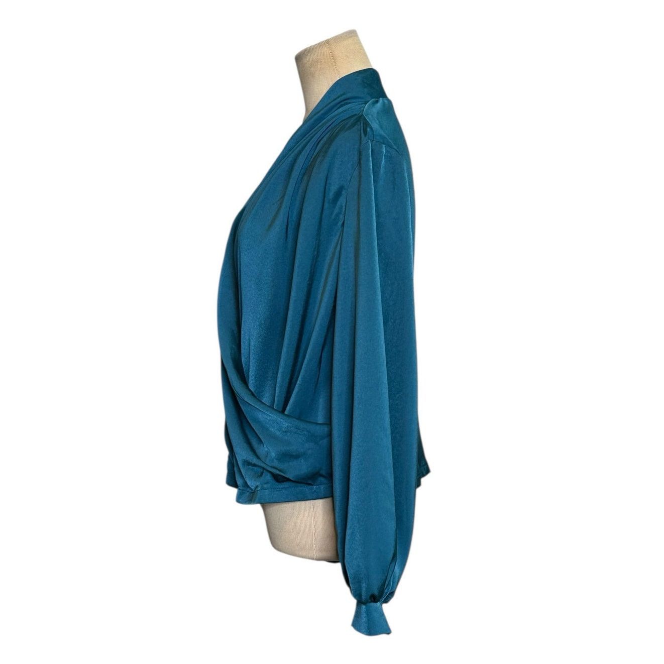 Shein Shein teal crossed front draped blouse size 6 Size M / US 6-8 / IT 42-44 - 7 Thumbnail
