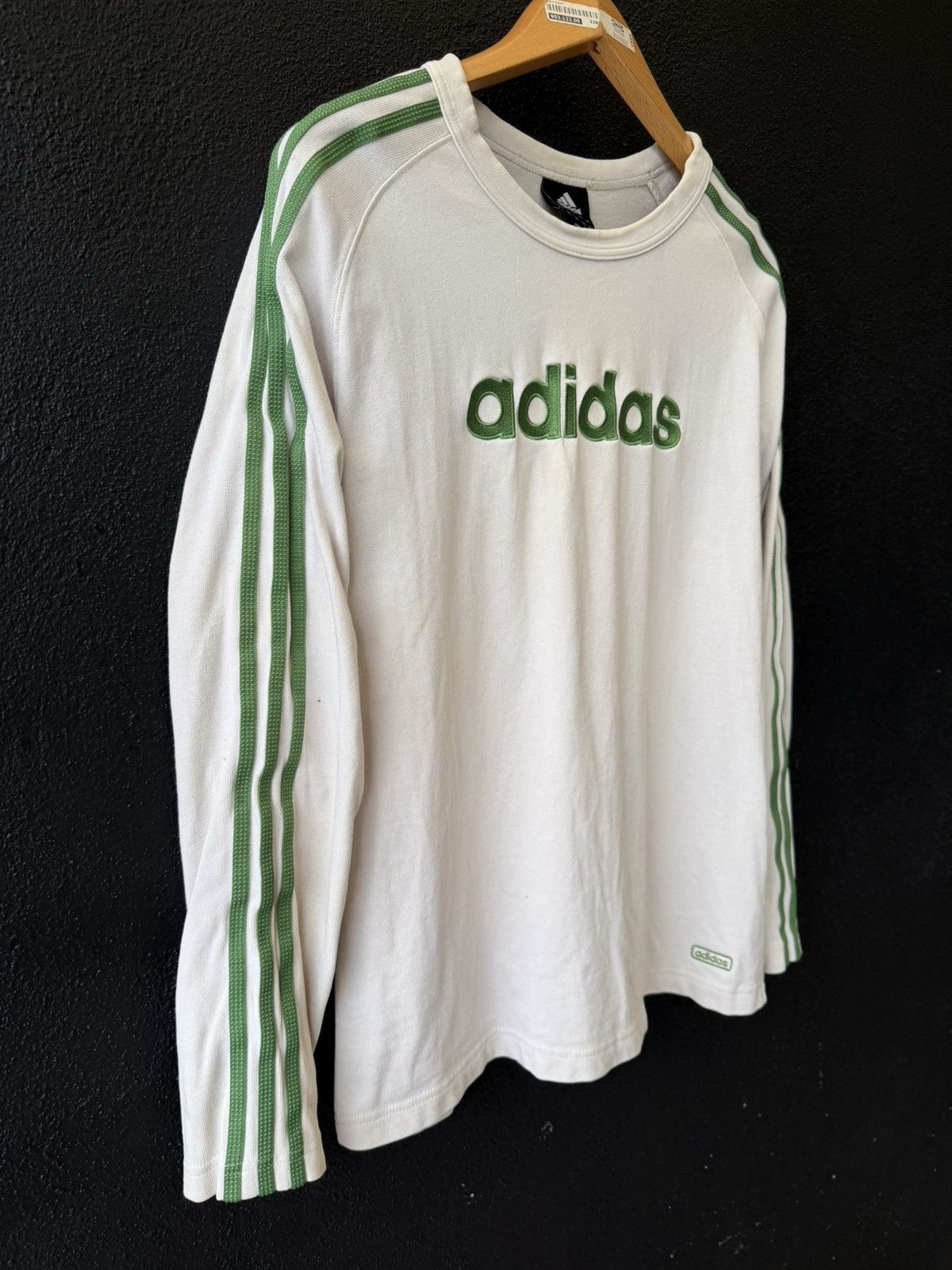 Adidas Vintage 90s/Y2K Adidas Off-White Green Spellout Three Stripe Size US L / EU 52-54 / 3 - 4 Thumbnail