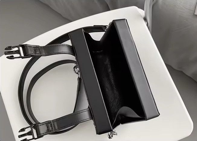 Japanese Brand Unisex Chains Suitcase Shape Shoulder Bag Size ONE SIZE - 9 Thumbnail
