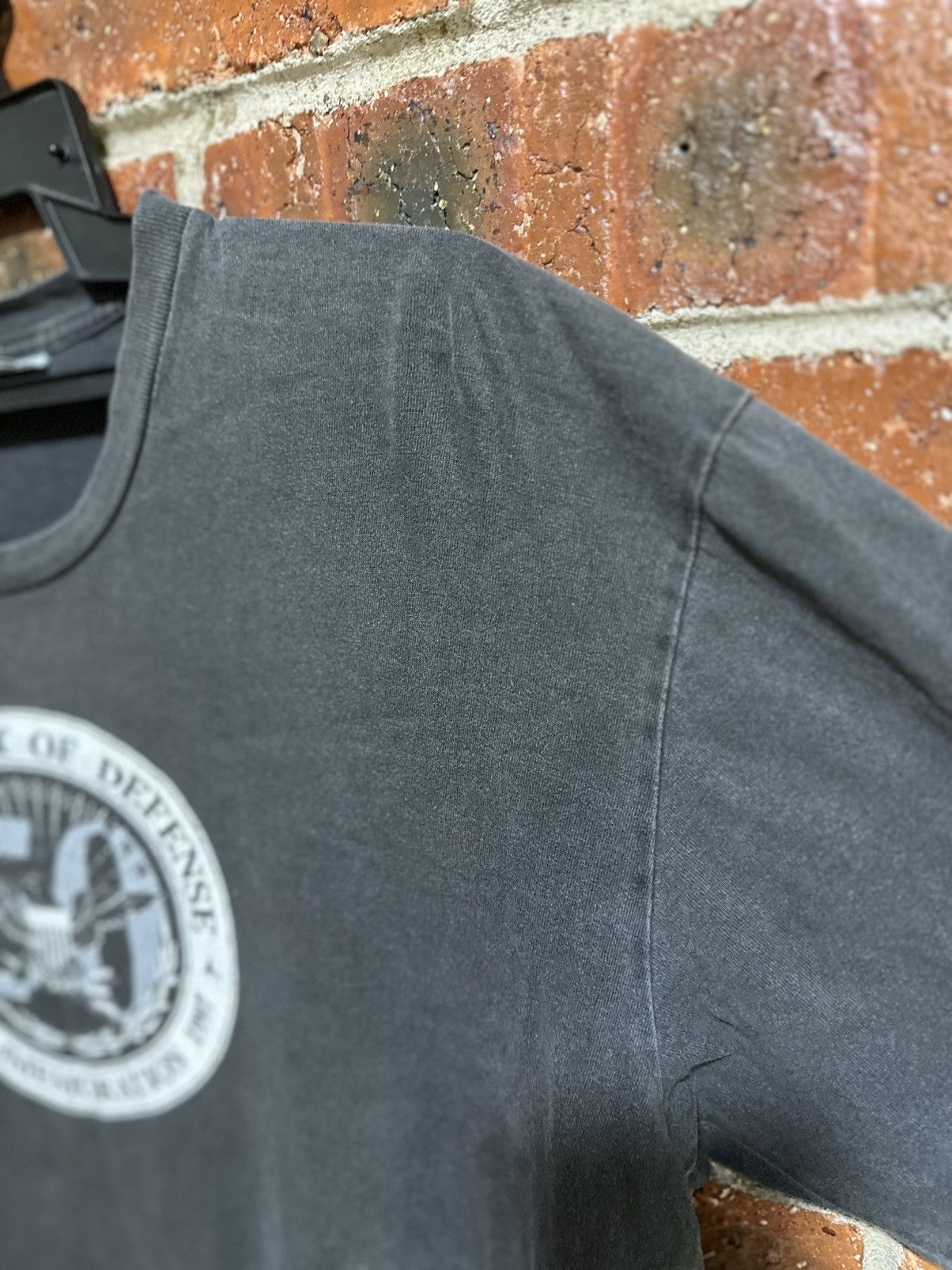 Sears Thrashed Vintage Deparment Of Defense Sun Faded Tee Size US L / EU 52-54 / 3 - 9 Thumbnail