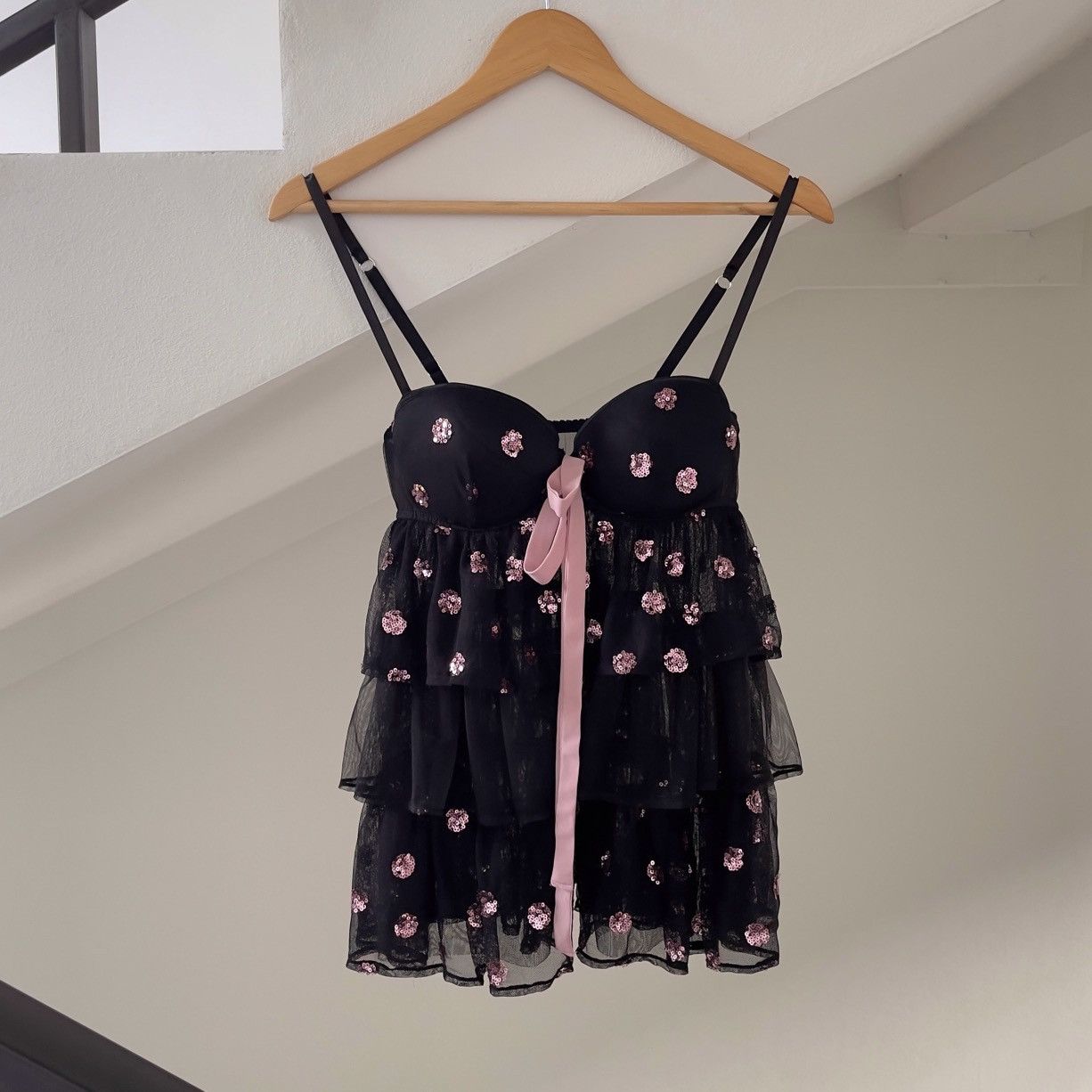 Victoria's Secret So Cute VS Black Mesh camisole (36B/34C) Size ONE SIZE - 6 Thumbnail