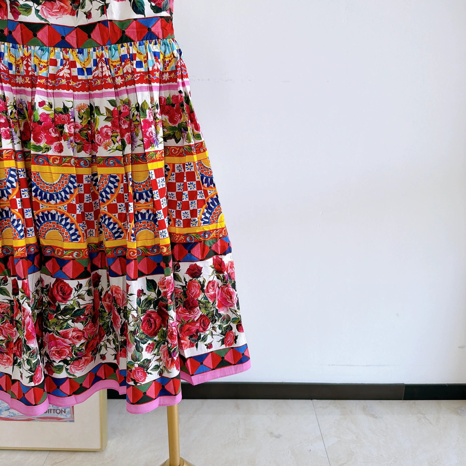 Dolce & Gabbana Dolce&Gabbana Printed Dress Size 42 New With Tags Size M / US 6-8 / IT 42-44 - 5 Thumbnail