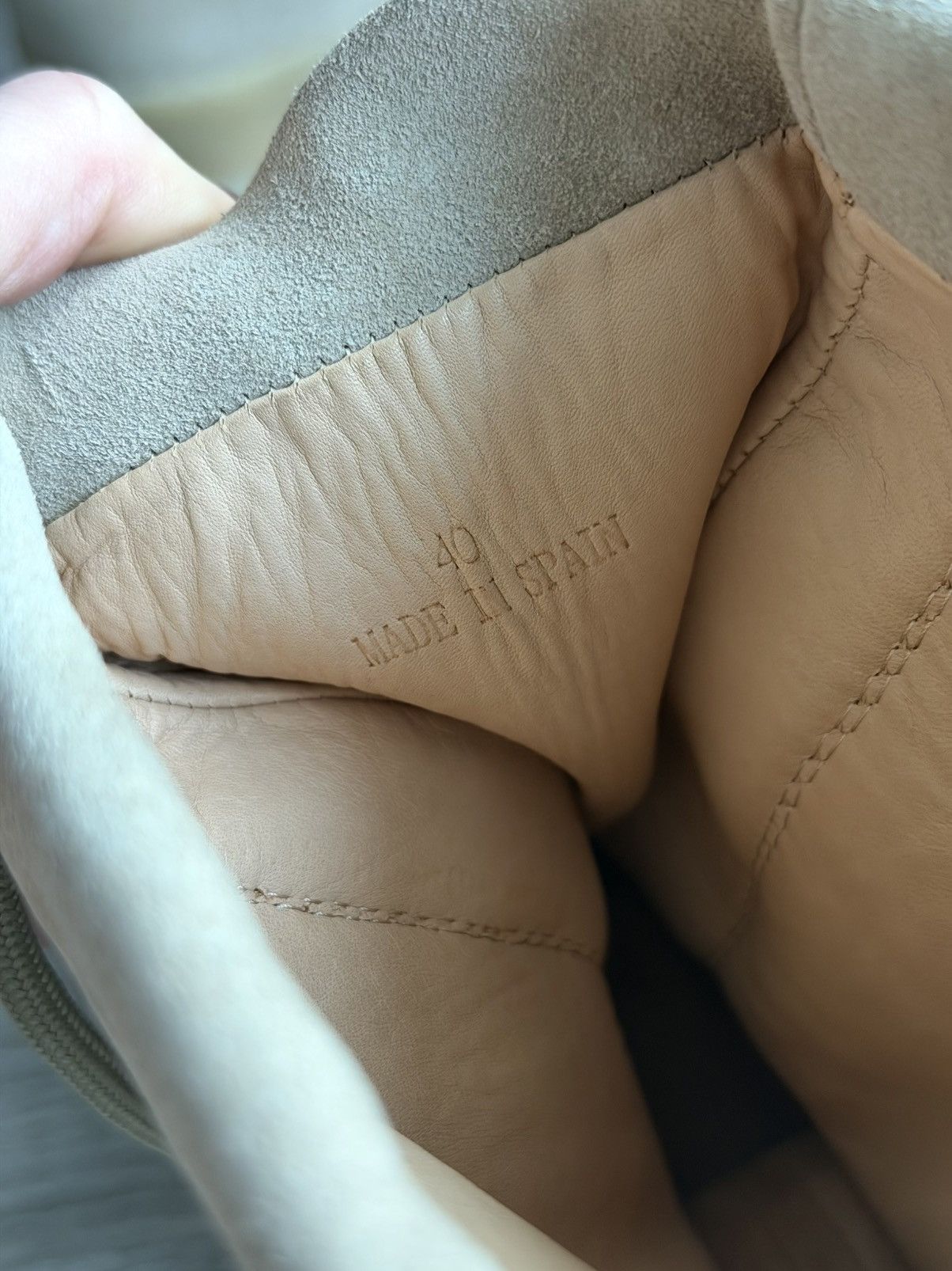 Yeezy Yeezy Season 2 Military Crepe Boots Taupe Size 40 Size US 7.5 / EU 40-41 - 9 Thumbnail