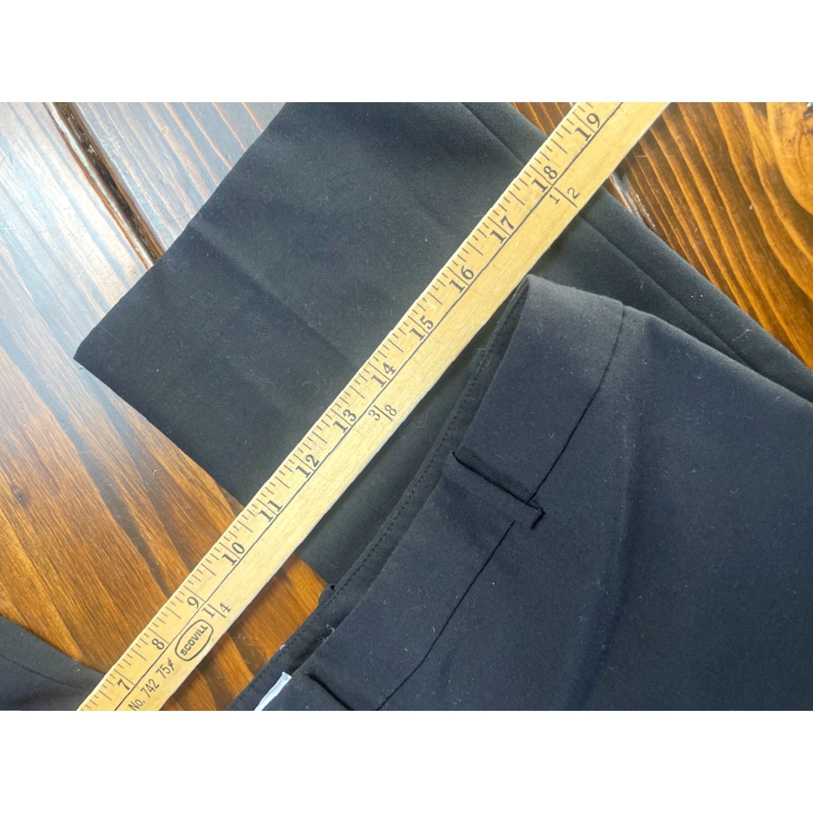 Calvin Klein Calvin Klein Dress Pants Women's Size 12 Black Flat Front Pockets Straight Leg Dress Pants Mens? Size 34" / US 12 / IT 48 - 6 Thumbnail