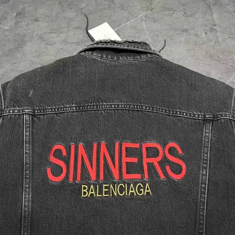 Balenciaga Balenciaga size 44 Denim jacket coat Size US S / EU 44-46 / 1 - 3 Thumbnail