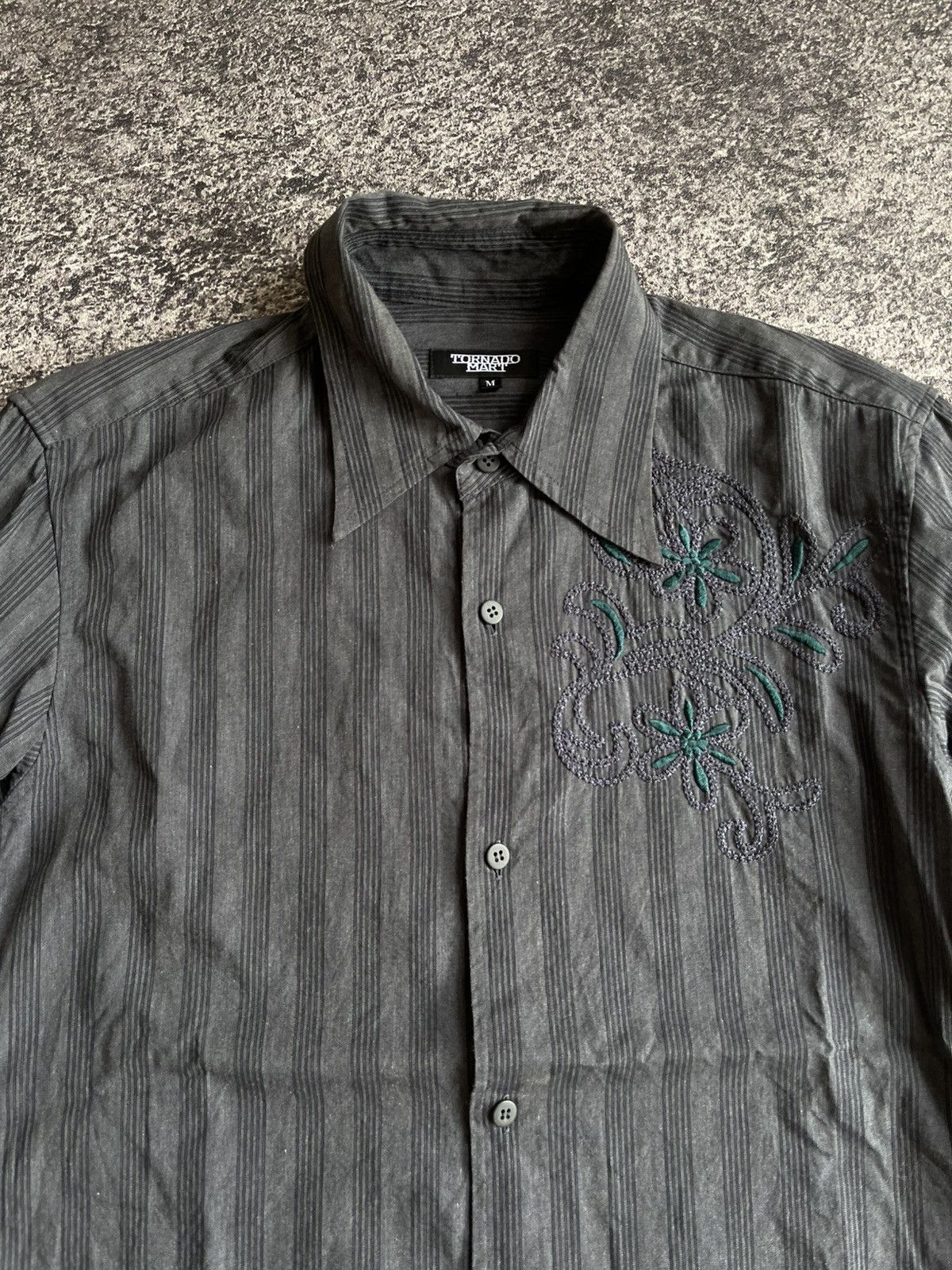 Tornado Mart Tornado Mart Japan Sun faded embroidery flower stripes shirt Size US M / EU 48-50 / 2 - 5 Thumbnail
