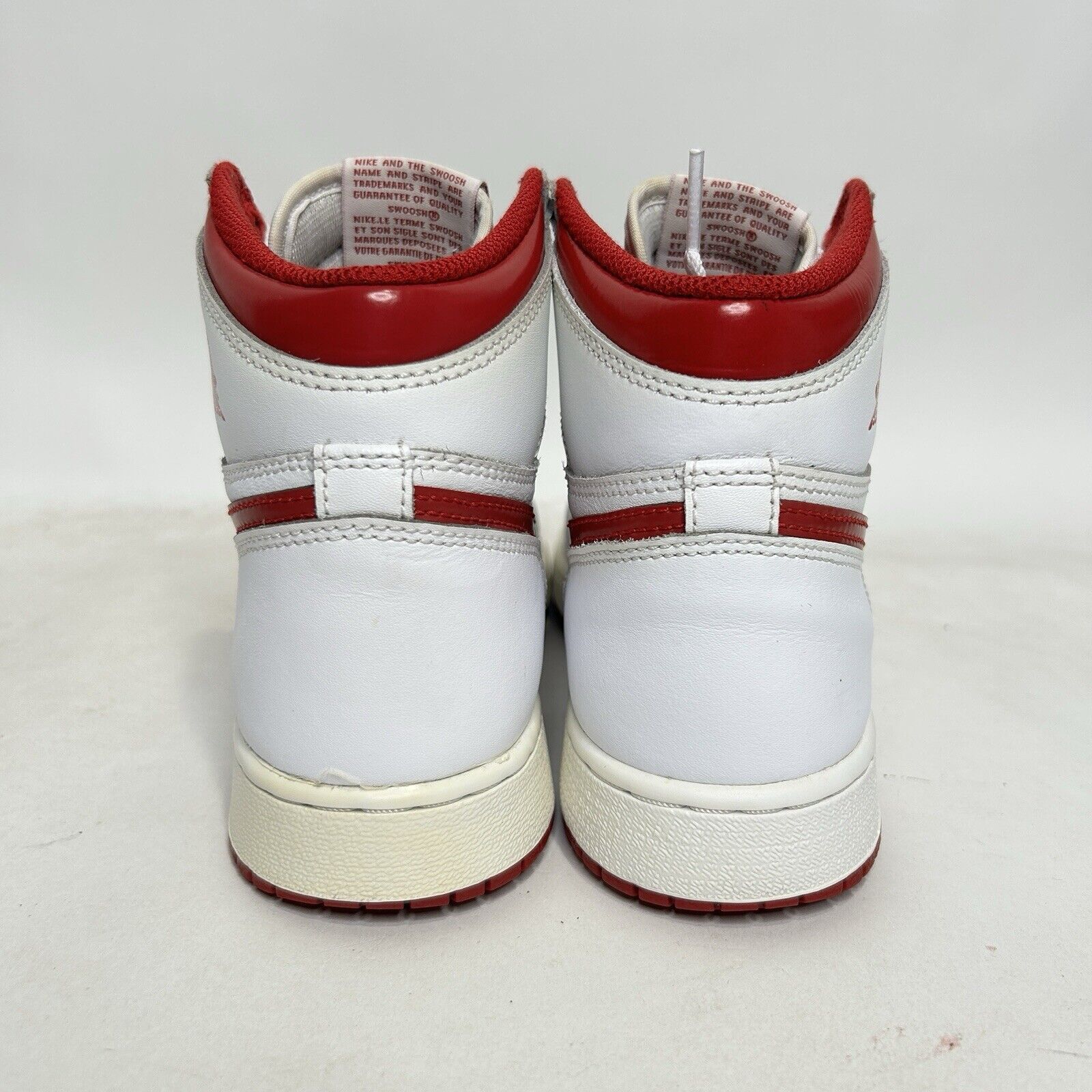 Nike Nike Shoes Air Jordan 1 Retro High OG GS “Red Metallic” 2024 Size US 7.5 / IT 37.5 - 5 Thumbnail