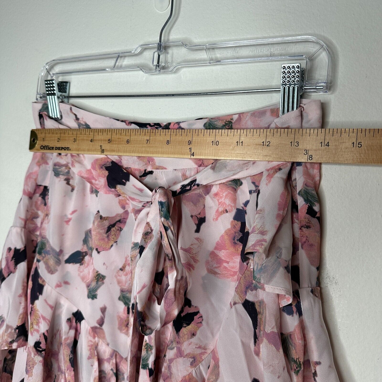 Iro Iro Floral Pink Abstract Wrap Layered Ruffled Mini Skirt 40 Size 34" / US 12 / IT 48 - 13 Thumbnail