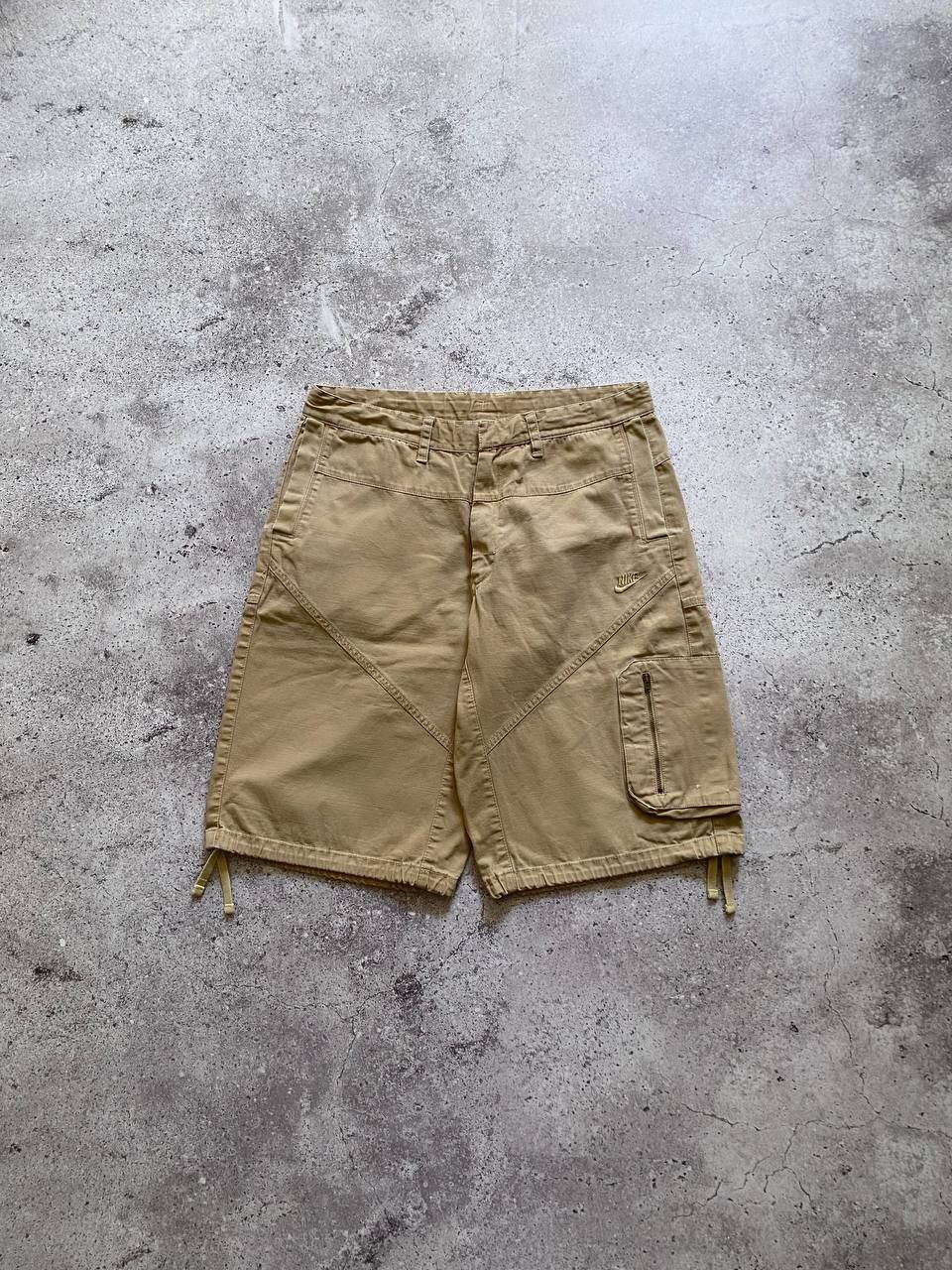 Nike × Vintage VINTAGE NIKE CARGO SHORTS Size US 32 / EU 48 - 1 Thumbnail