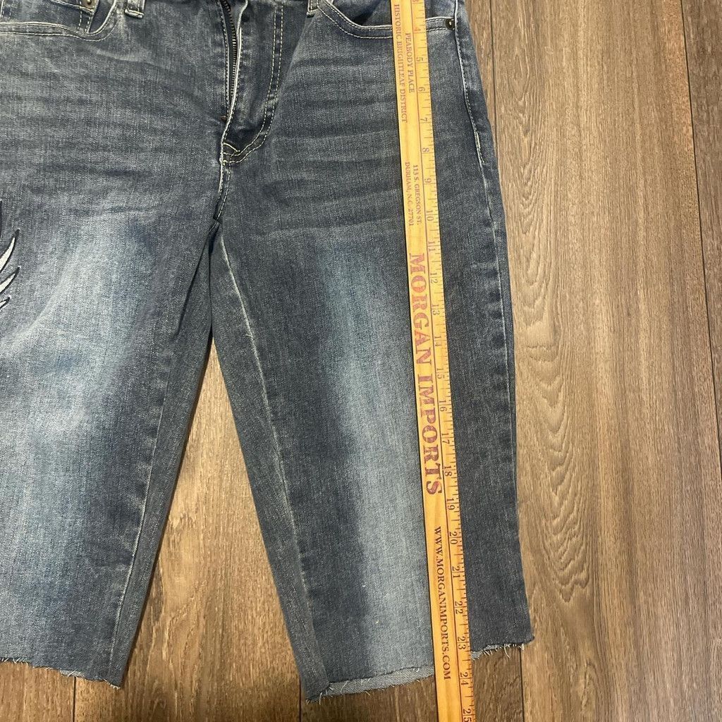Ed Hardy Ed Hardy denim jeggings w/ design(cut at the bottom) Size 30" / US 8 / IT 44 - 7 Thumbnail