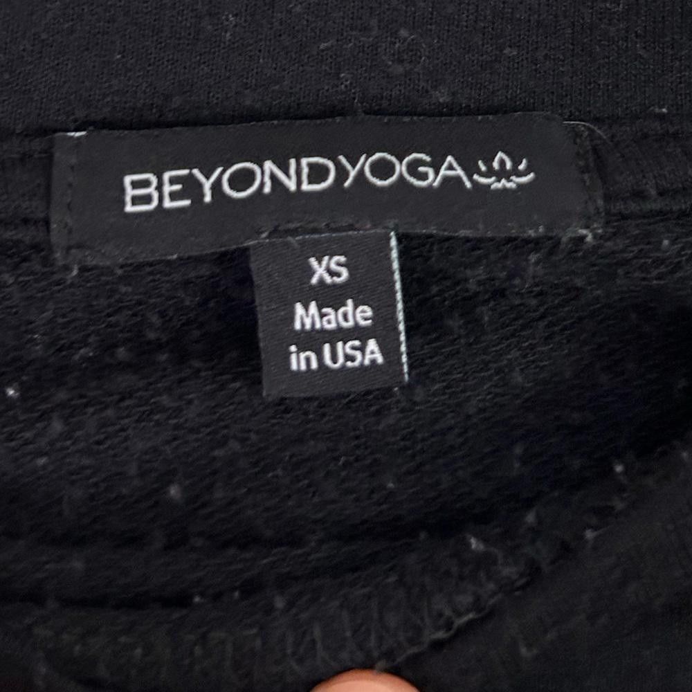 Designer Beyond Yoga l Black Lightweight Wide Sleeve Crop XS Size XS / US 0-2 / IT 36-38 - 6 Thumbnail