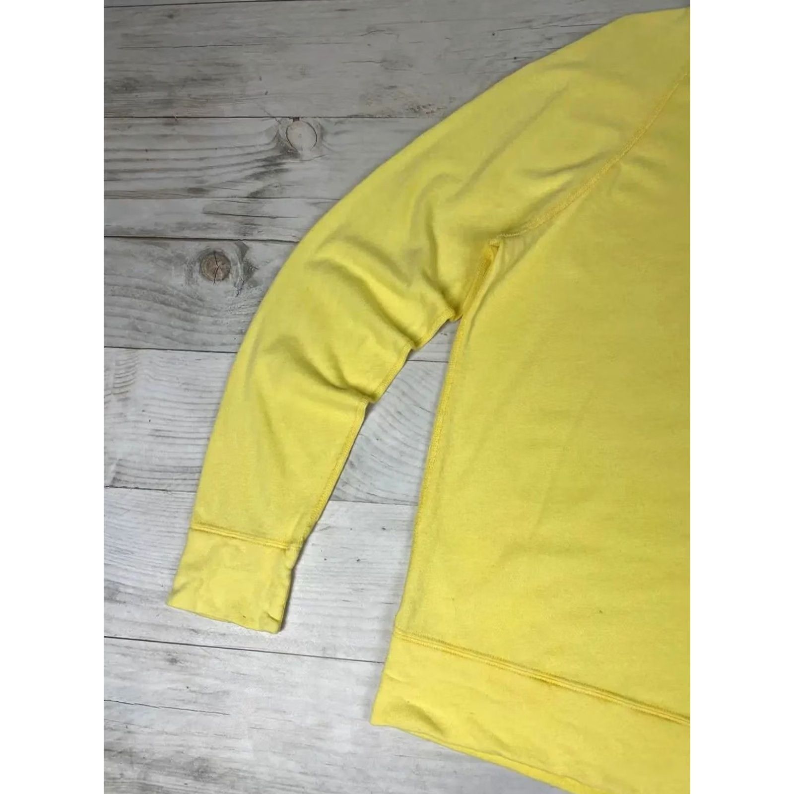 Polo Ralph Lauren Polo Ralph Lauren Sweatshirt Men SZ L Yellow Logo Old Money Solid Crew Neck Pullover Size US L / EU 52-54 / 3 - 3 Thumbnail