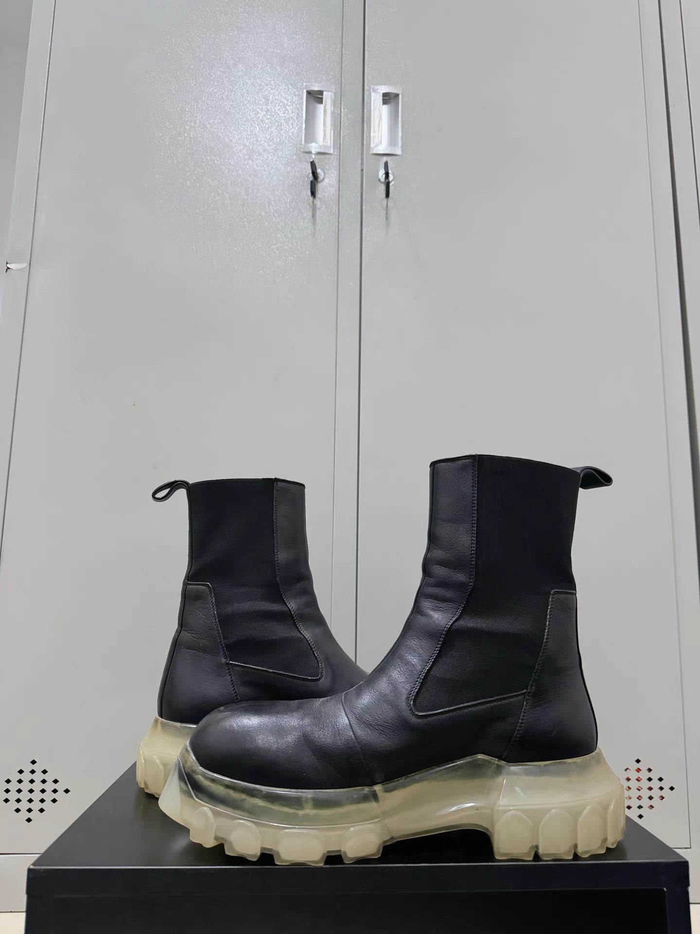 Rick Owens Rick Owens mainline octopus transparent sole Chelsea boots Size US 8 / EU 41 - 5 Thumbnail