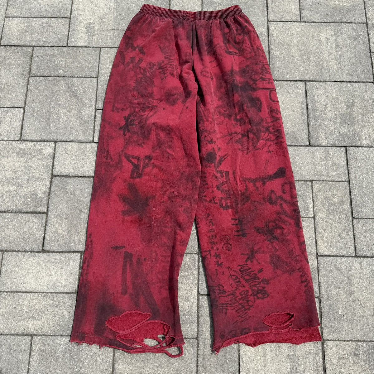 Balenciaga SS23 Balenciaga Red Skater Sweatpants Size US 32 / EU 48 - 3 Thumbnail