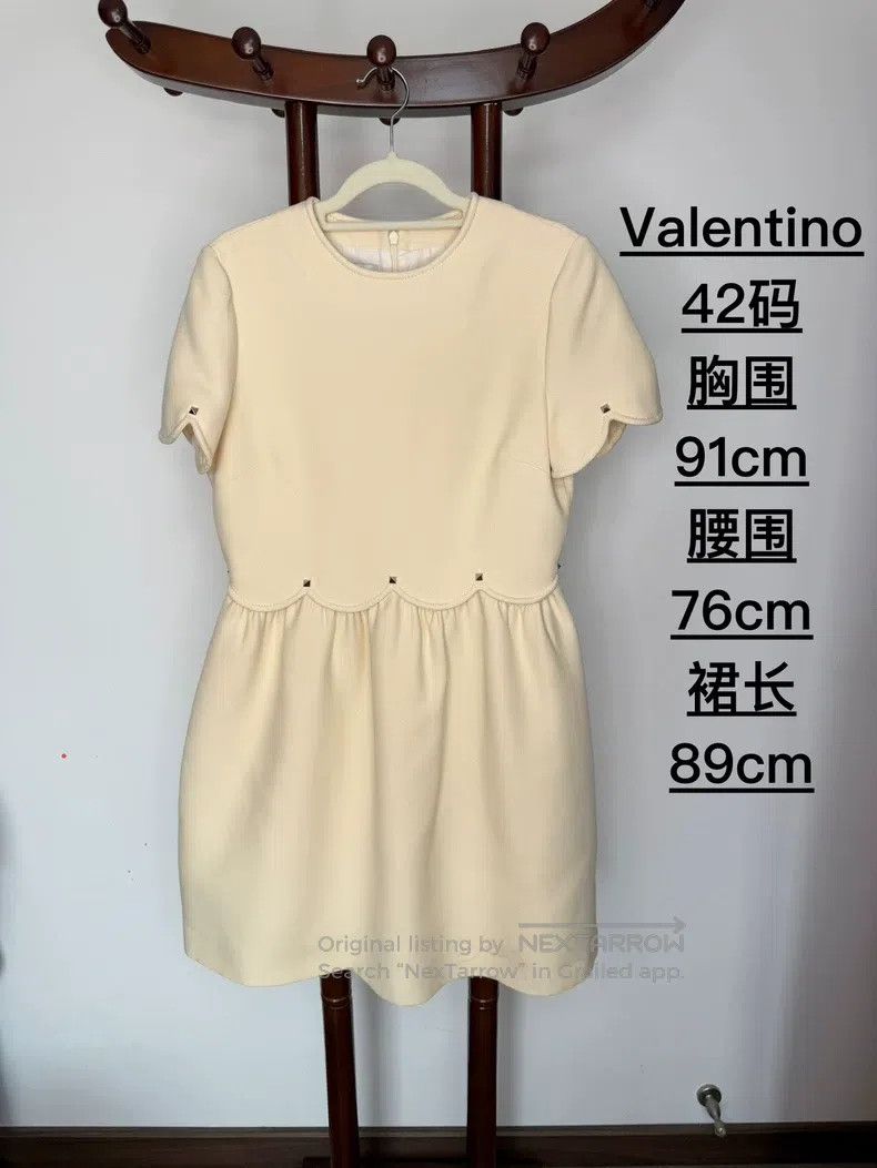 Valentino Valentino dress Size M / US 6-8 / IT 42-44 - 4 Thumbnail
