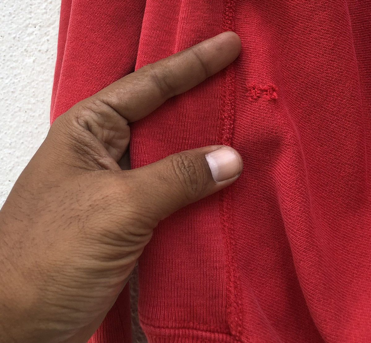Vintage Vintage 80s Champion Reverse Weave Red Distressed Sweatshirt Size US L / EU 52-54 / 3 - 4 Thumbnail