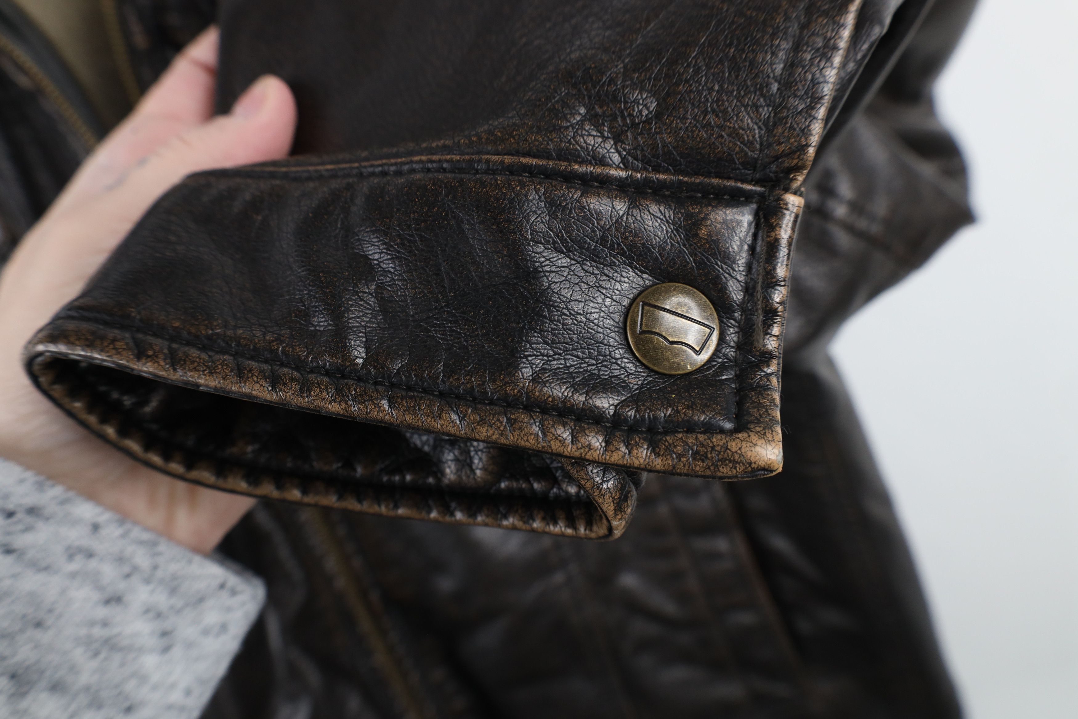 Levi's × Vintage Vintage Y2K Levis Pile Fleece Lined Hooded Trucker Jacket Size US L / EU 52-54 / 3 - 9 Thumbnail