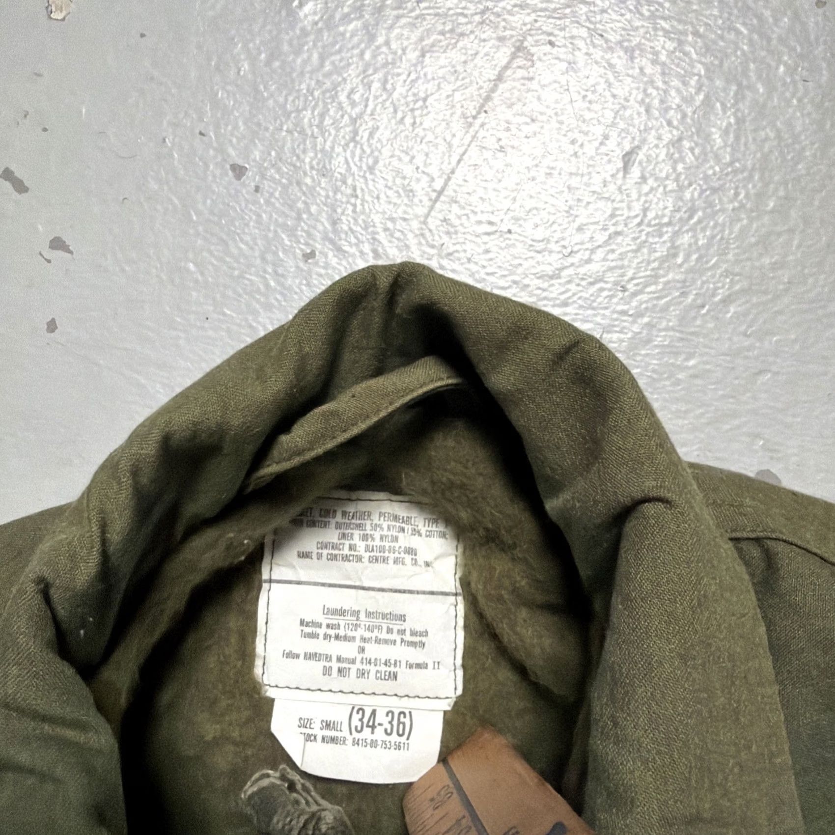 Vintage VINTAGE Centre Mfg. US Military A-2 USN Deck Jacket Lined Jacket S Unworn? Green US NAVY Americana 90s Combat Military Jacket Mens Womens Boys Girls Size US S / EU 44-46 / 1 - 6 Thumbnail