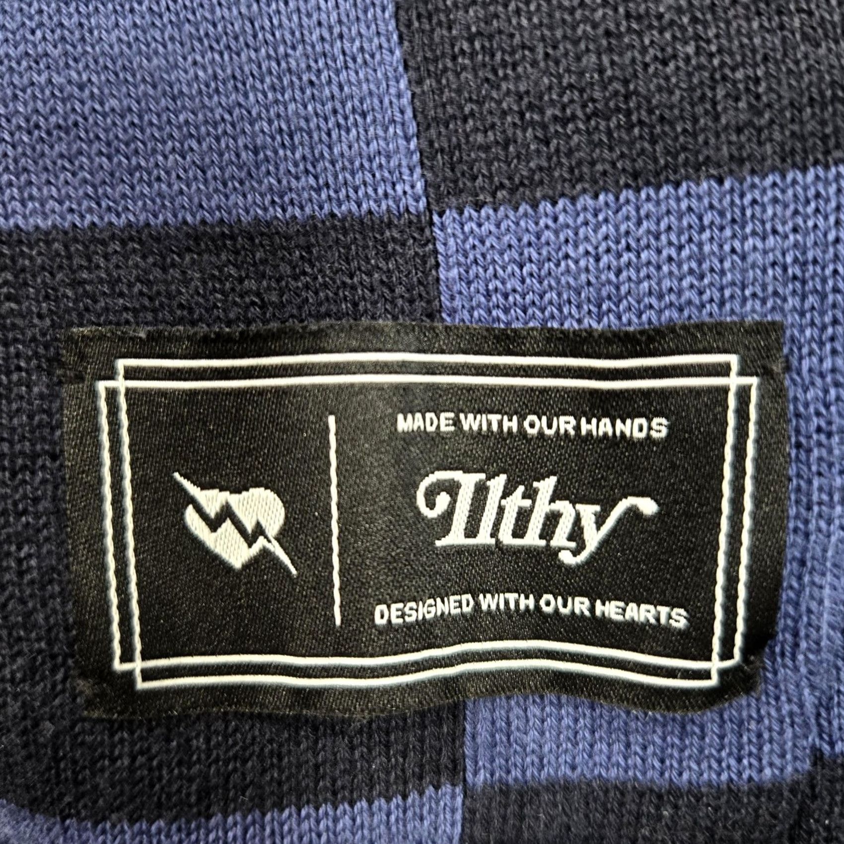 Vintage Ilthy Sonic the Hedgehog Hoodie Sweatshirt Mens M Blue Pullover Checkered Embroidered Logo Pocket Crew Neck Knitted Size US M / EU 48-50 / 2 - 5 Thumbnail