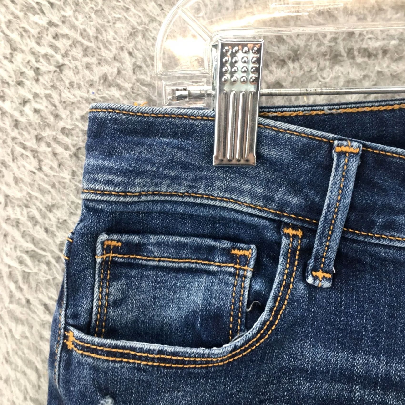 Old Navy Old Navy Skinny Jeans Womens Size 6 Blue Denim Mid Rise Dark Wash Zip Ripped Knee Size 28" / US 6 / IT 42 - 3 Thumbnail