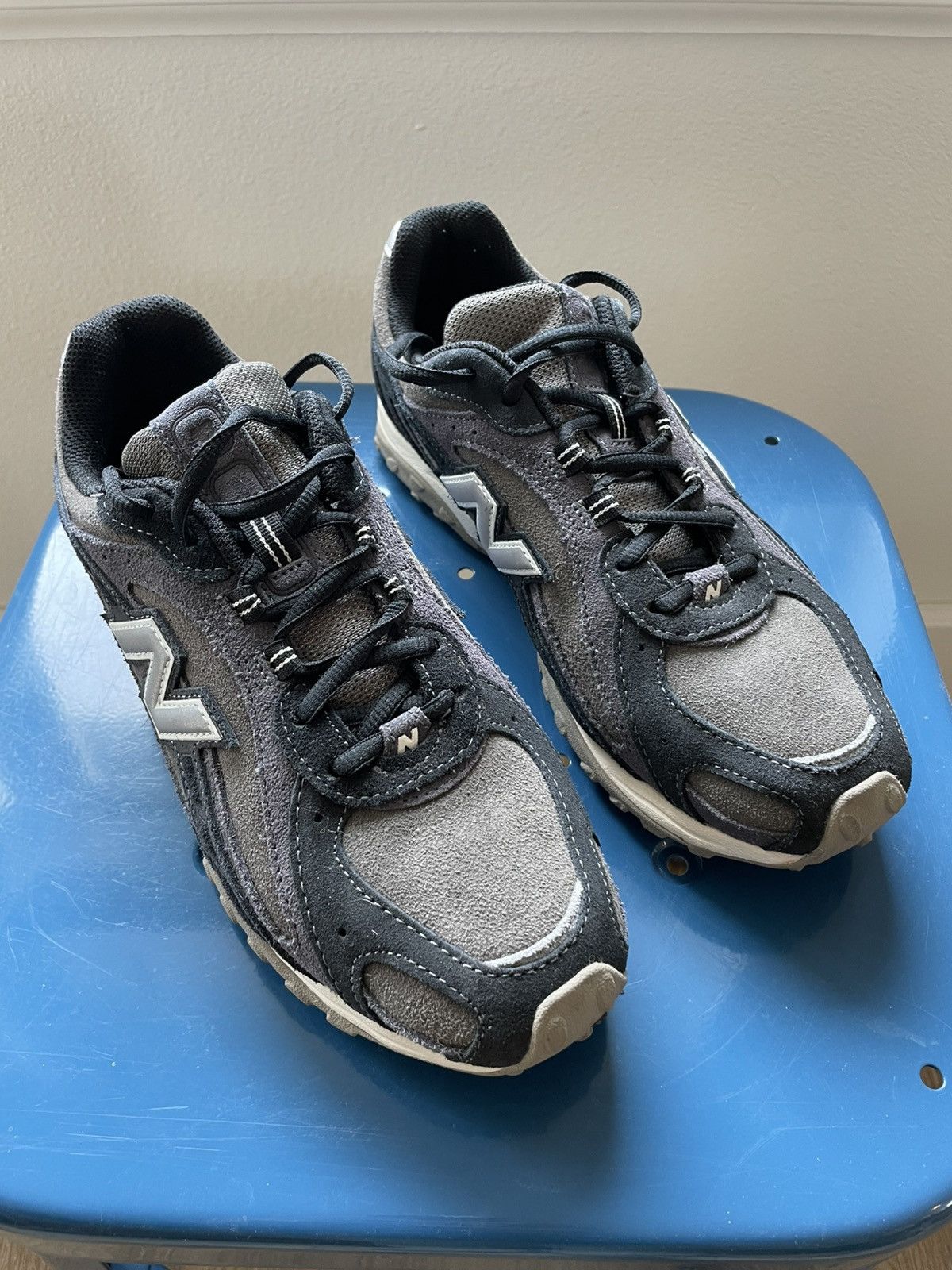 New Balance New Balance 204L Size US 8 / EU 41 - 1 Thumbnail