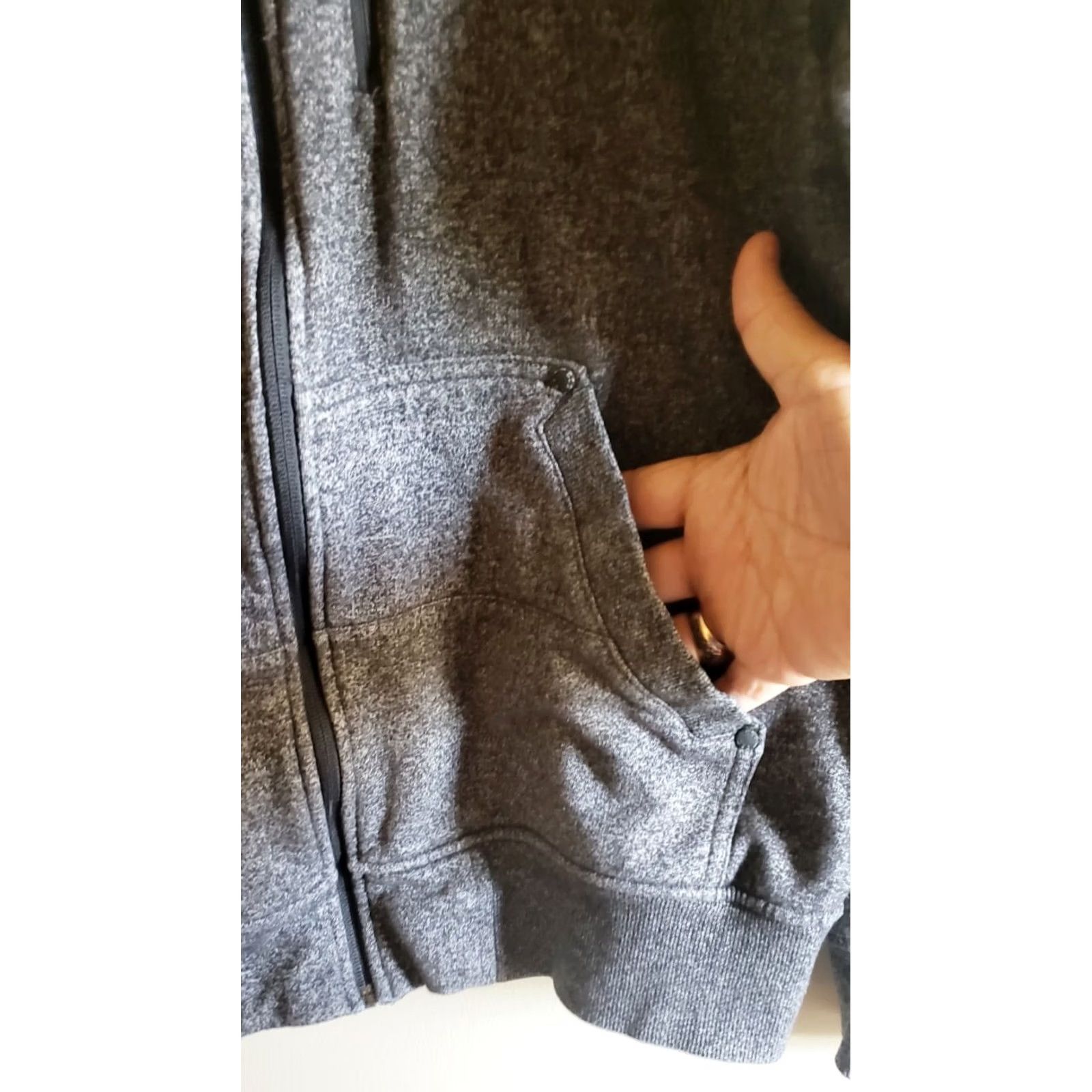 Vintage CSG Hoodie Sweatshirt Men’s L Champs Sports Heather Gray Black Size US L / EU 52-54 / 3 - 5 Thumbnail