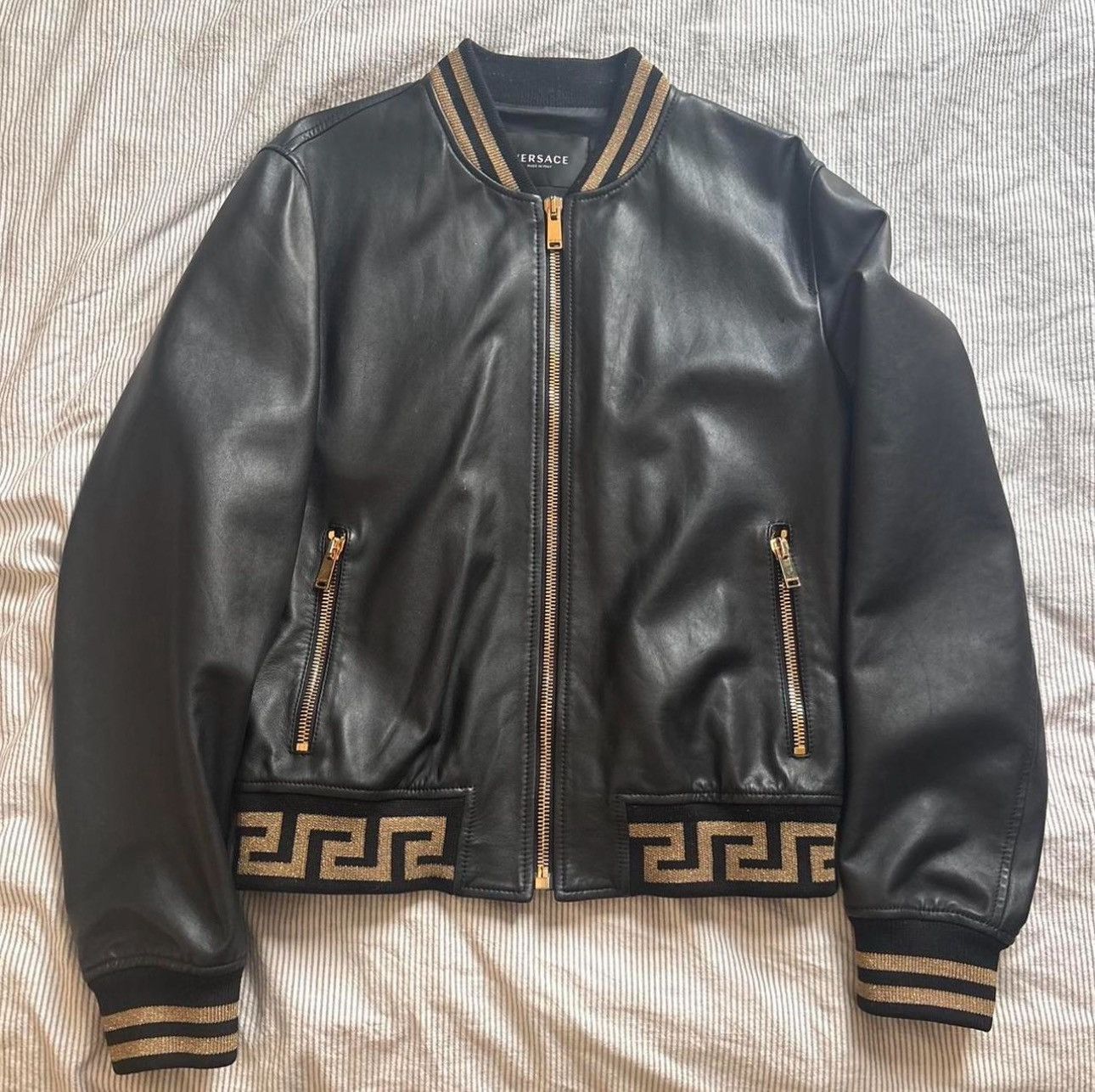 Versace ss22 versace leather jacket Size US M / EU 48-50 / 2 - 1 Thumbnail