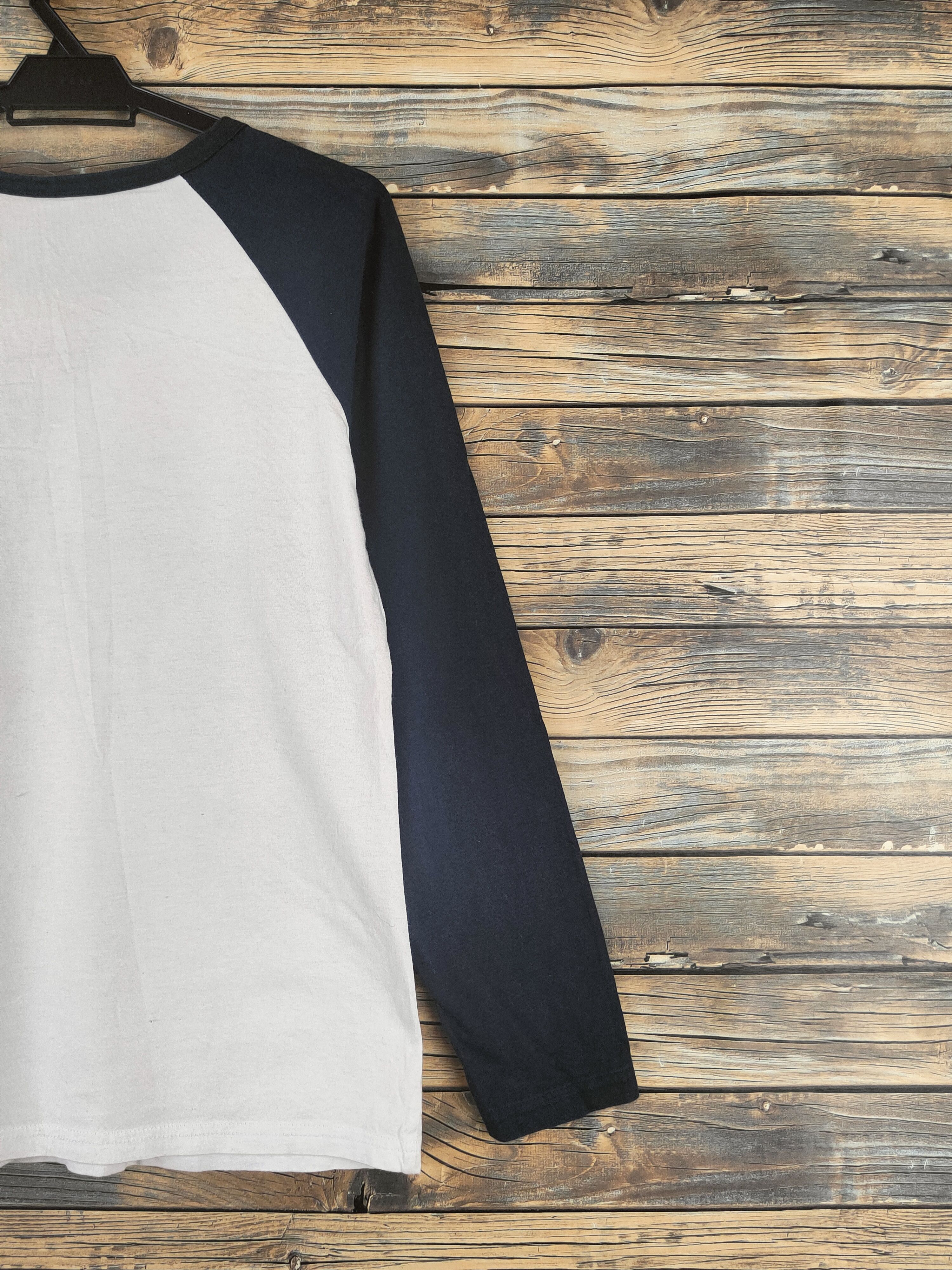 Band Tees Stroke Colibri Marca Cream Black Long Sleeve T-shirts #S2856 Size US M / EU 48-50 / 2 - 10 Thumbnail