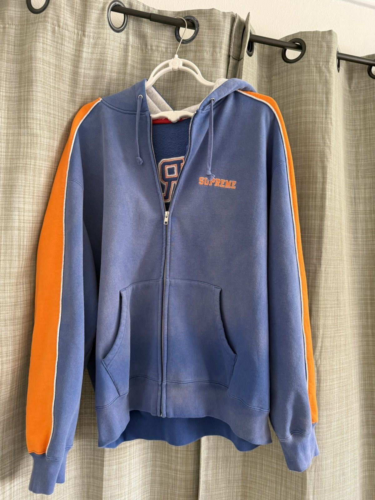 Supreme Supreme State Washed Royal Size US L / EU 52-54 / 3 - 1 Thumbnail