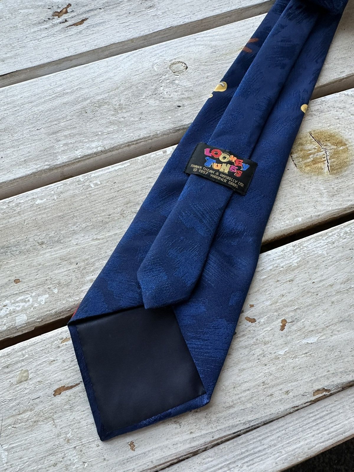 Disney × Vintage vintage 1997 LOONEY TUNES Disney print neck Rare Black tie Size ONE SIZE - 4 Thumbnail