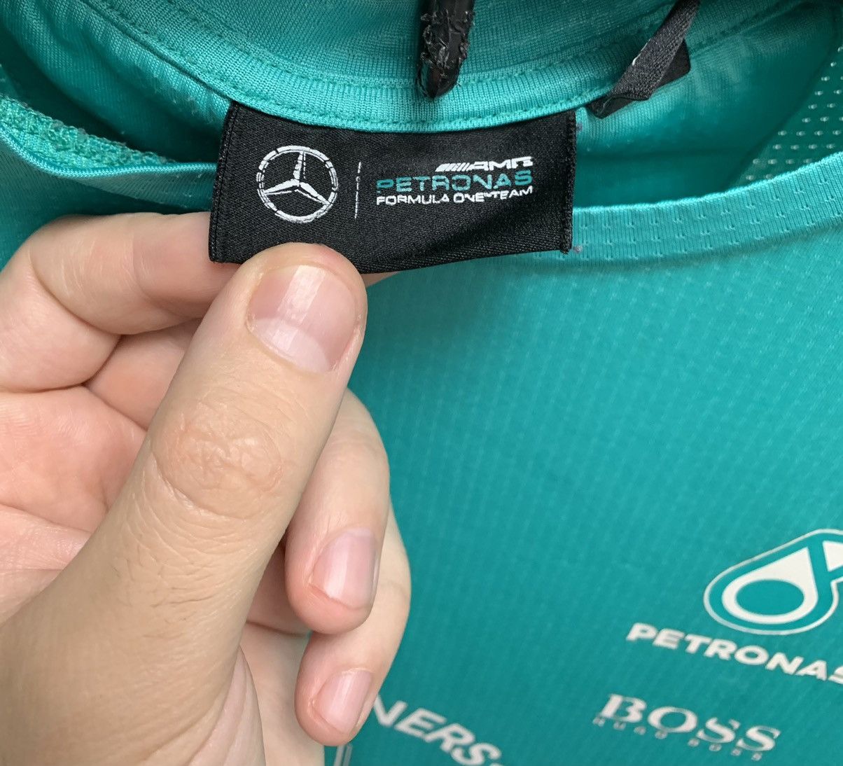Mercedes-Benz Mercedes Benz GP Winners Petronas 1 2016 Xl size t-shirt bos Size US XL / EU 56 / 4 - 5 Thumbnail