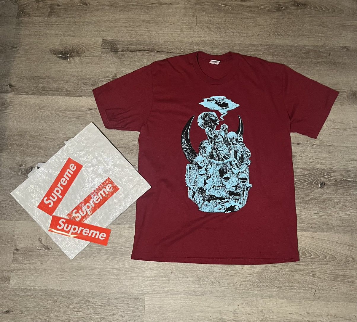 Supreme Supreme T shirt mens medium Size US M / EU 48-50 / 2 - 1 Thumbnail