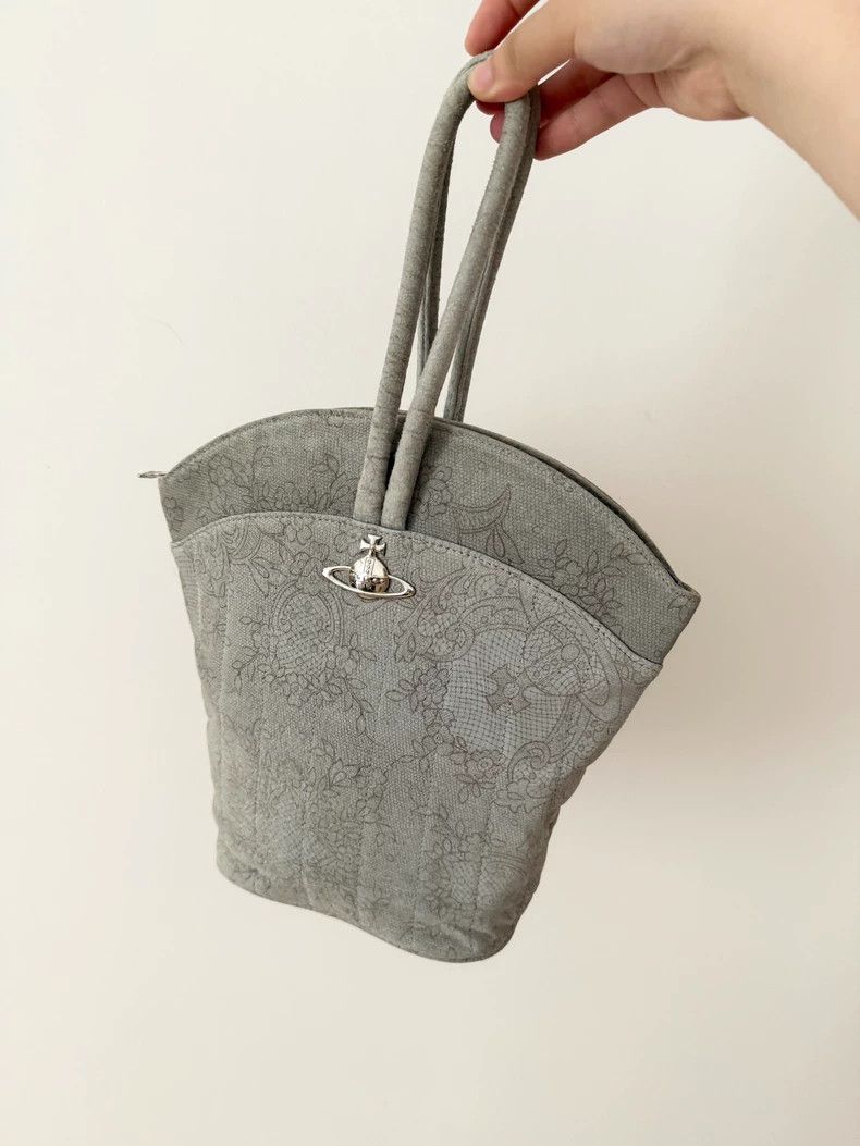 Vivienne Westwood Vivienne Westwood Gray suede lace-patterned silver Saturn Size ONE SIZE - 1 Thumbnail