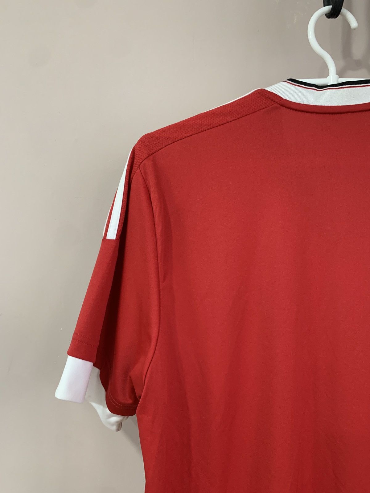 Adidas Manchester United adidas 2015 2016 home soccer shirt jersey Size US M / EU 48-50 / 2 - 10 Thumbnail