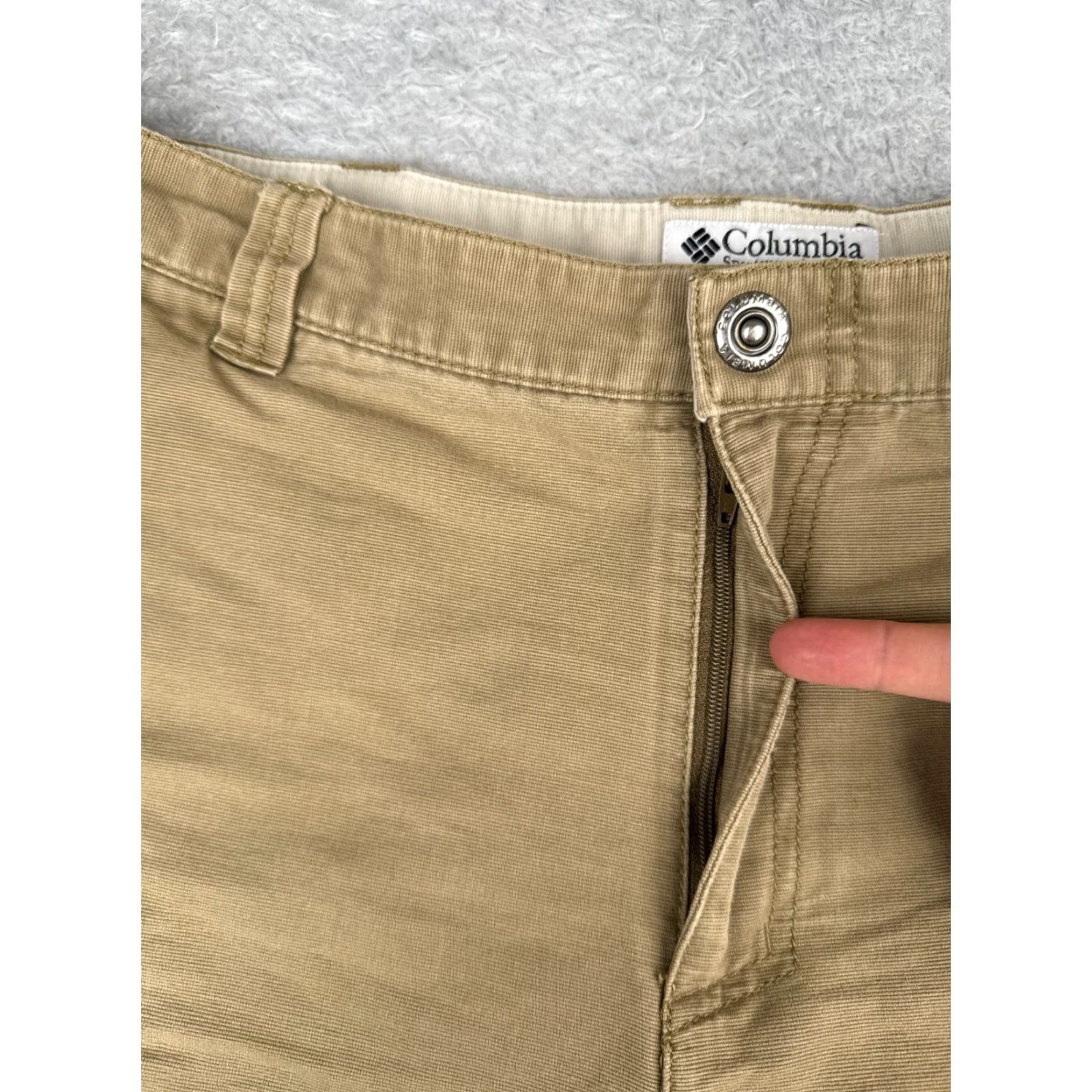 Vintage VINTAGE Columbia Shorts Mens 36 Beige Cargo Carpenter Cotton Patches 36x9 Size US 36 / EU 52 - 6 Thumbnail