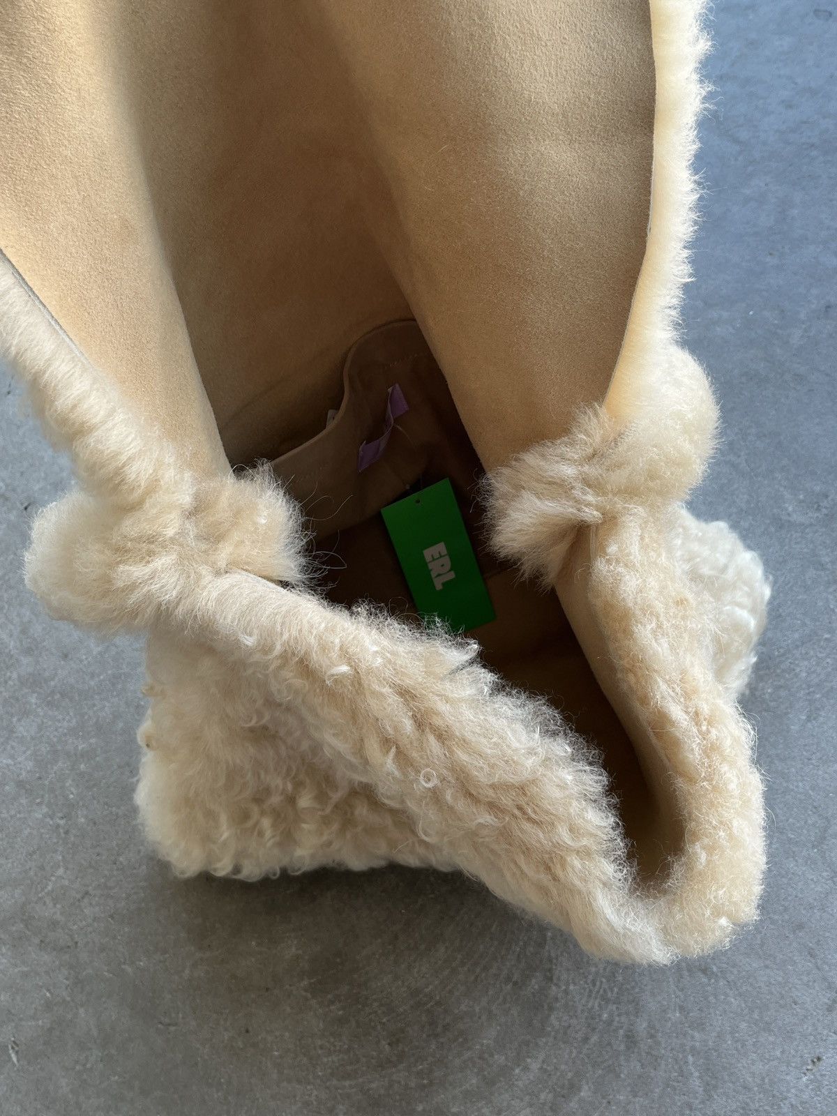 ERL ERL Shearling Messenger Bag (unisex) Size ONE SIZE - 12 Thumbnail