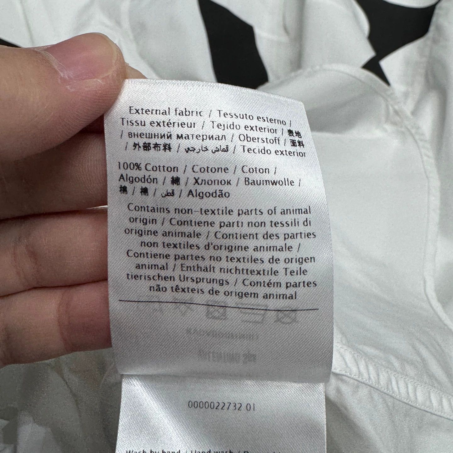 Valentino Valentino V-Print Shirt 38 Size US M / EU 48-50 / 2 - 4 Thumbnail