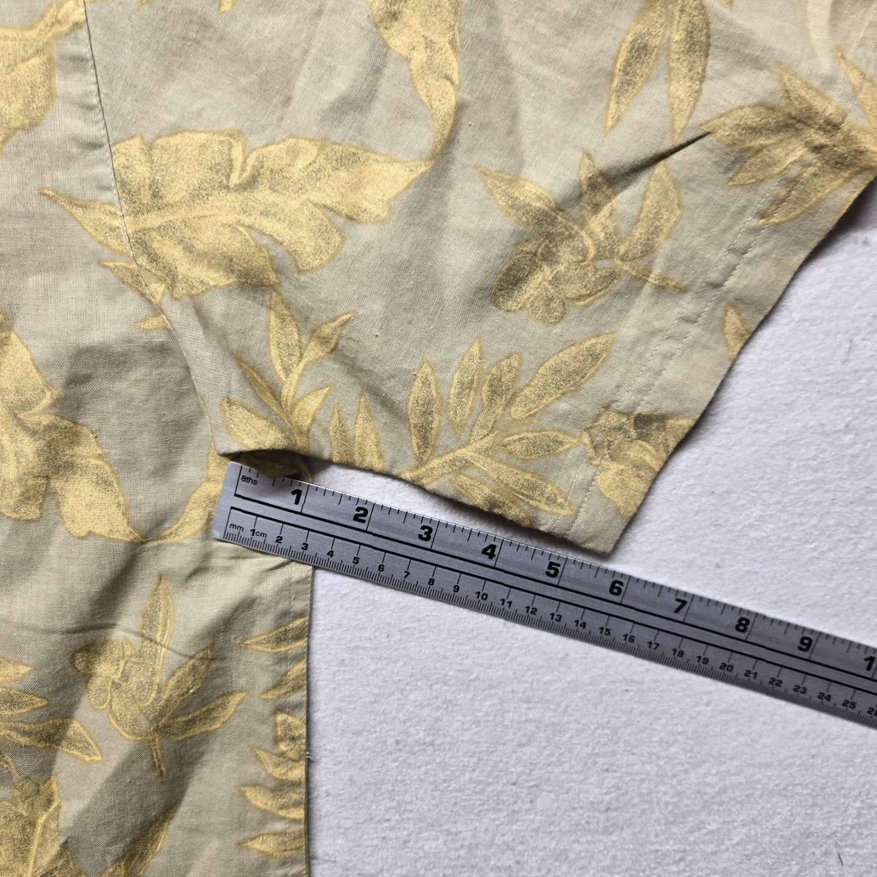 Vintage Summa Shirt Hawaiian Tan Leaves All Over Print Adult Men's XL Beige Cotton Blend Rayon Floral Casual Button-Up Short Sleeve Summer Spring Mens Size US XL / EU 56 / 4 - 5 Thumbnail