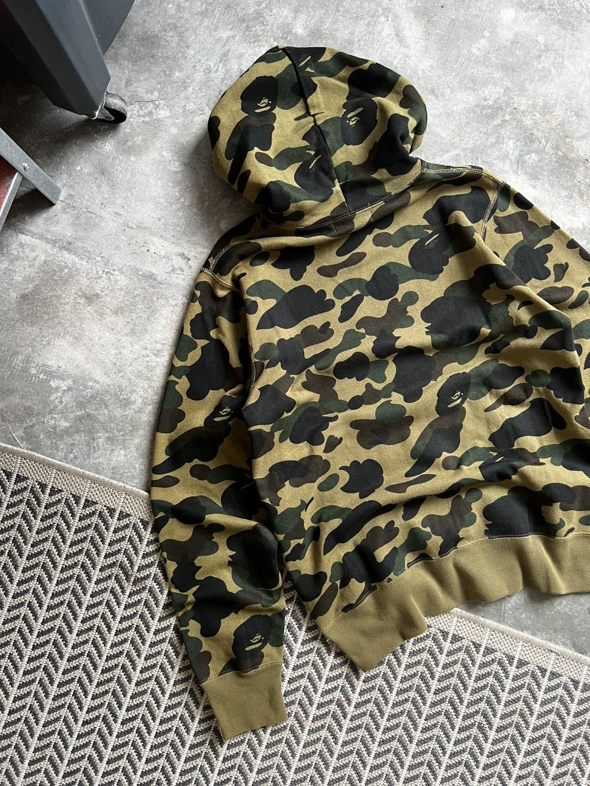 Bape Bape Hoodie Size US L / EU 52-54 / 3 - 13 Thumbnail