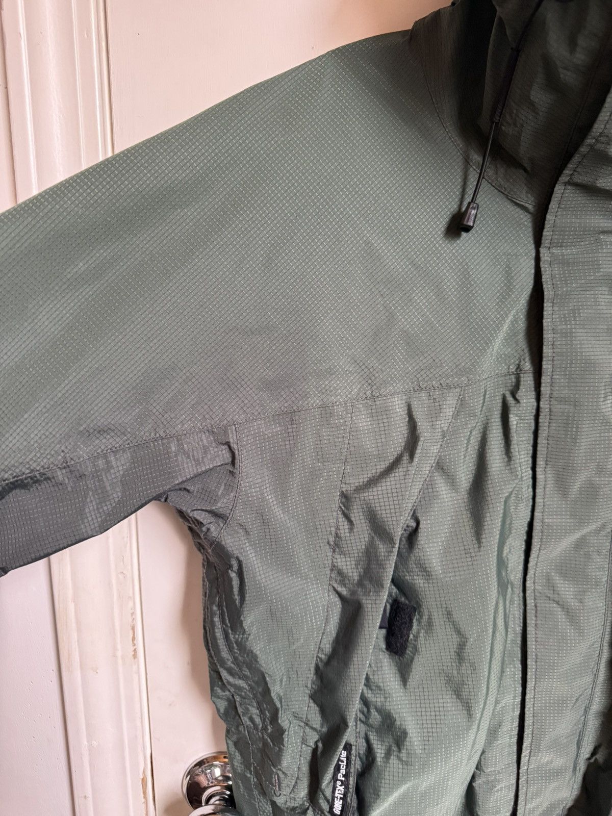 Mountain Hardwear Mountain Hardwear Gore Tex Paclite Jacket Size US M / EU 48-50 / 2 - 3 Thumbnail