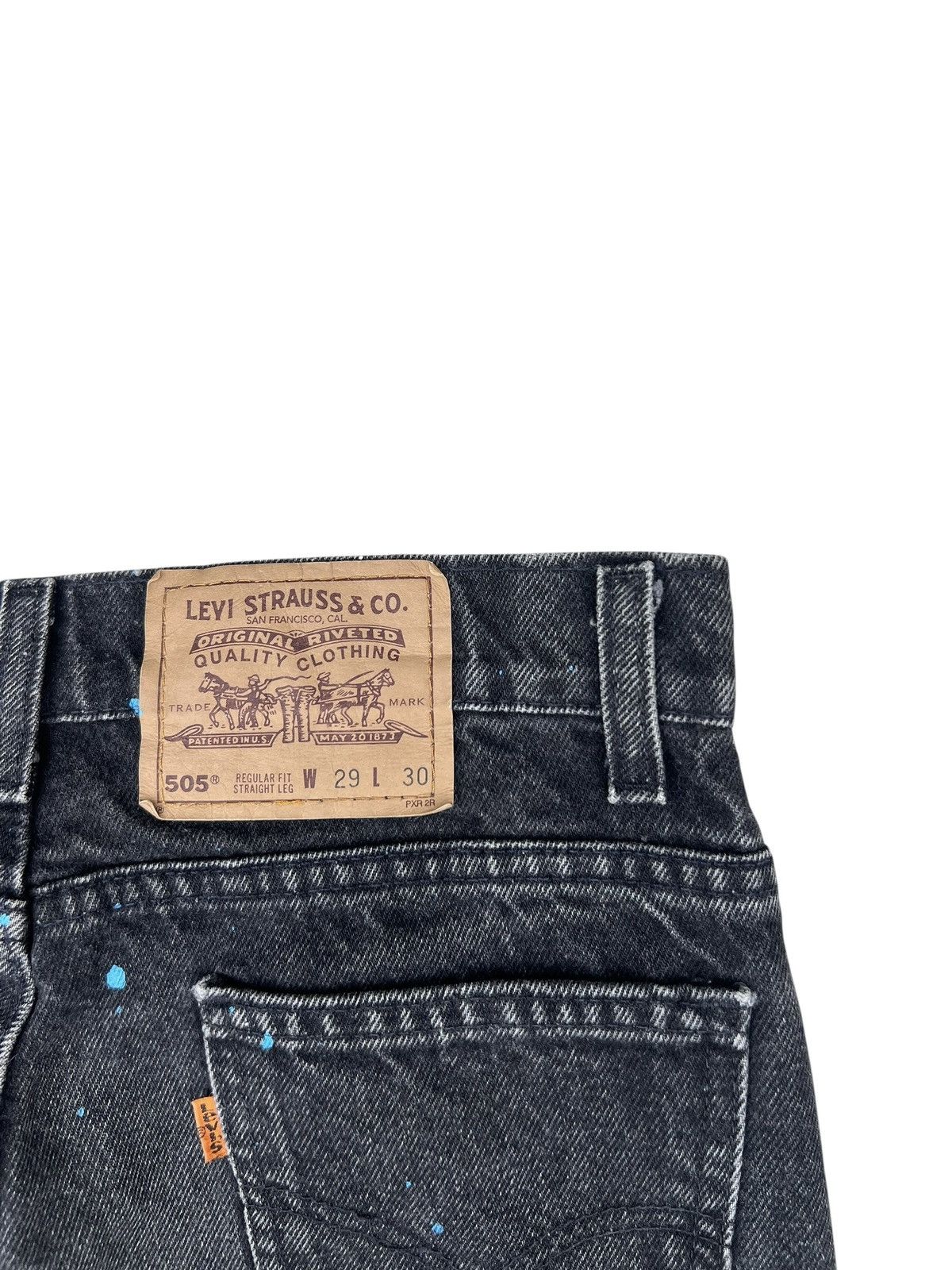 Levi's 1994 Levi’s 505 Fade Black Denim Orange Tab Painter Jeans Size US 29 - 19 Thumbnail