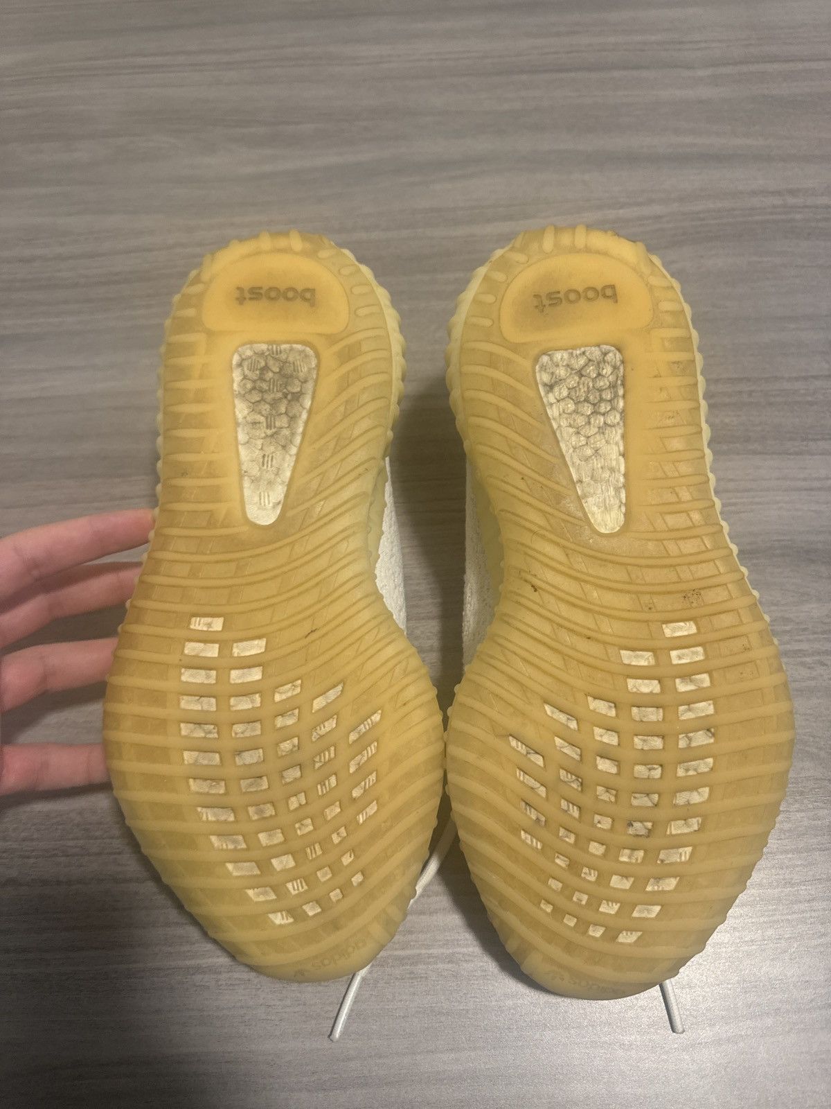 Adidas Yeezy Cream V2’s No Box Yellow Bottom Solid Upper Size US 9.5 / EU 42-43 - 4 Thumbnail